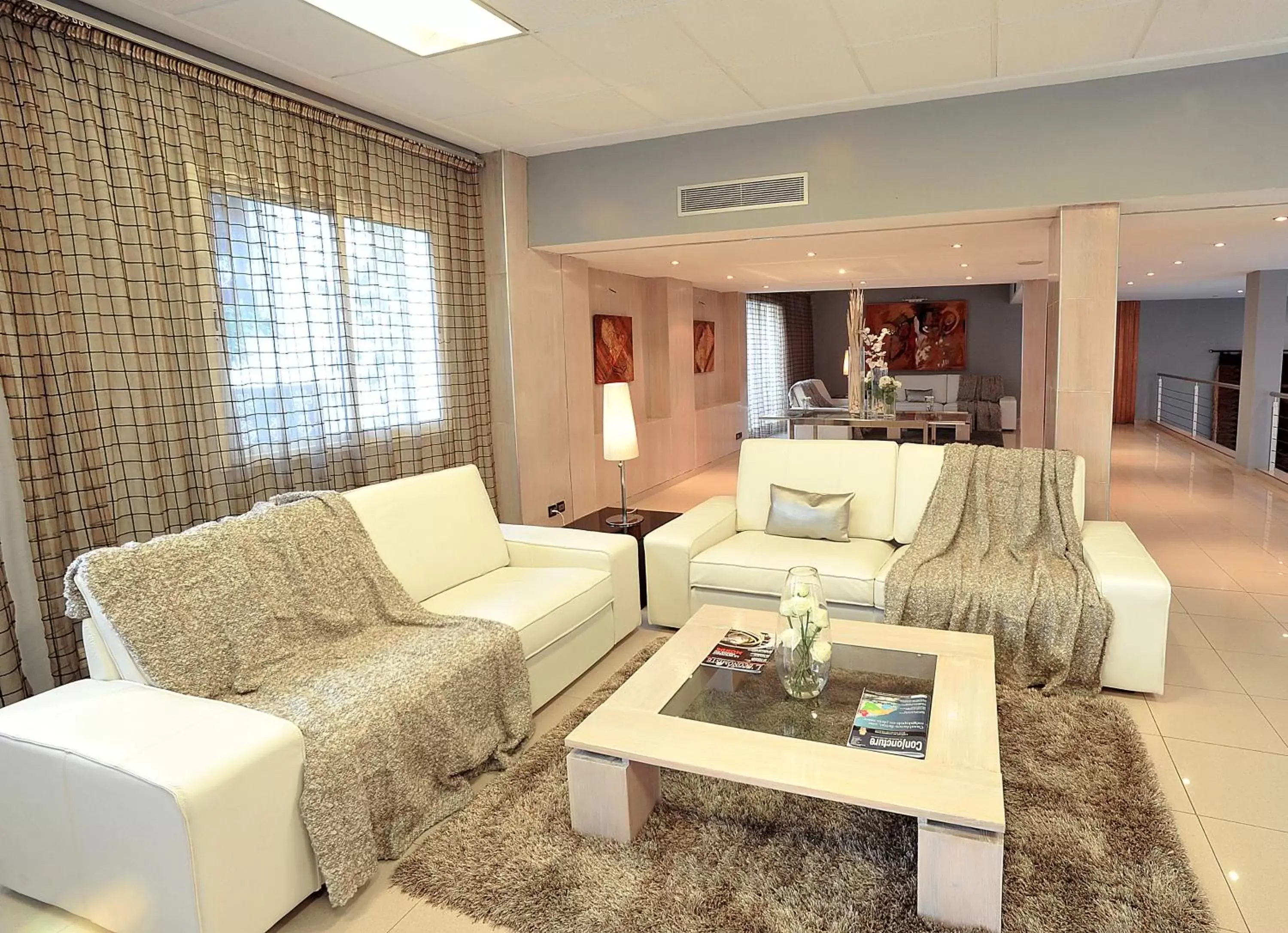 Lobby or reception, Lounge/Bar in Casablanca Suites & Spa