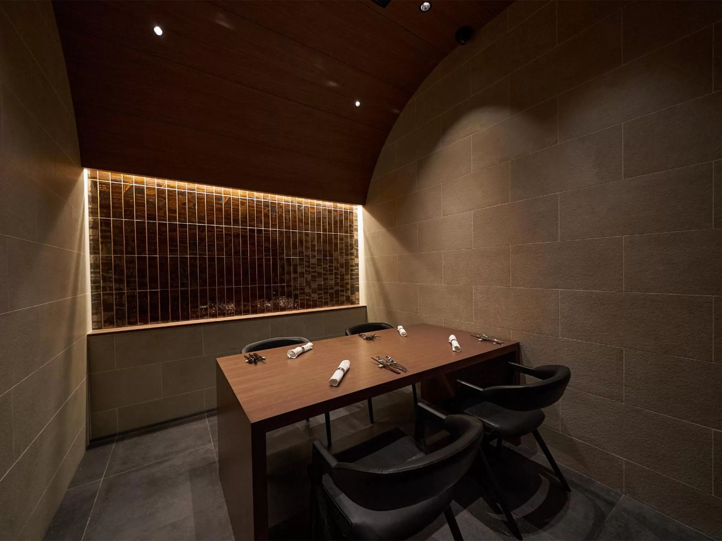 Restaurant/places to eat in WeBase KAMAKURA