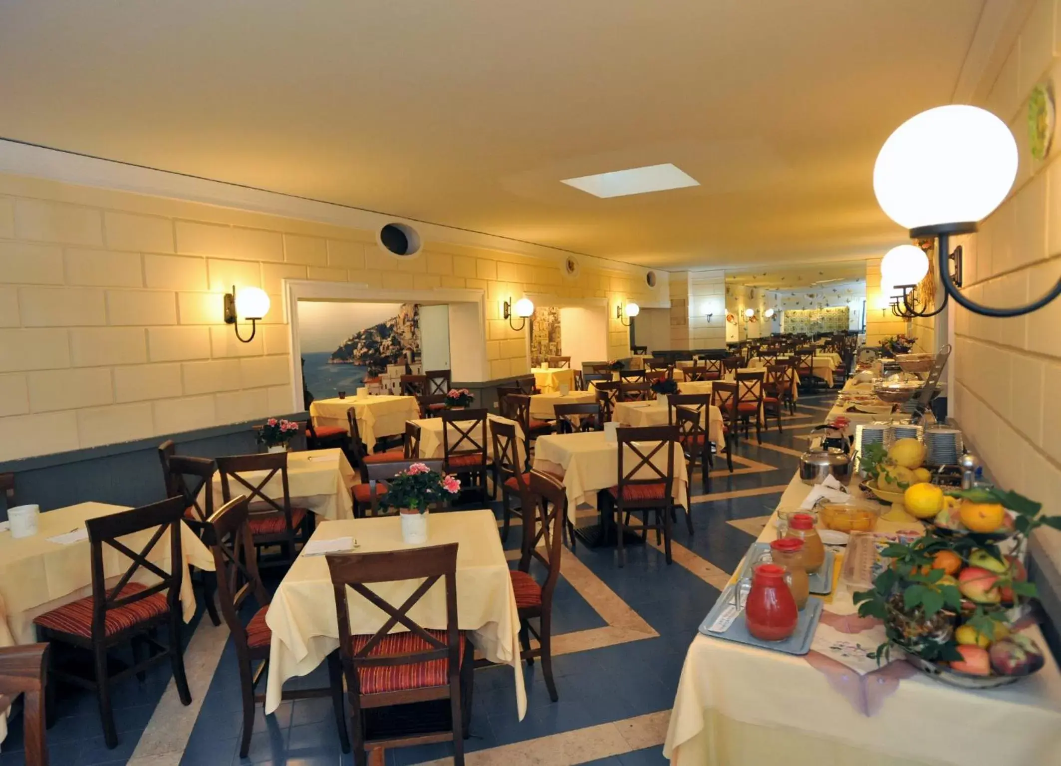 Lounge or bar, Restaurant/Places to Eat in Hotel Miramare