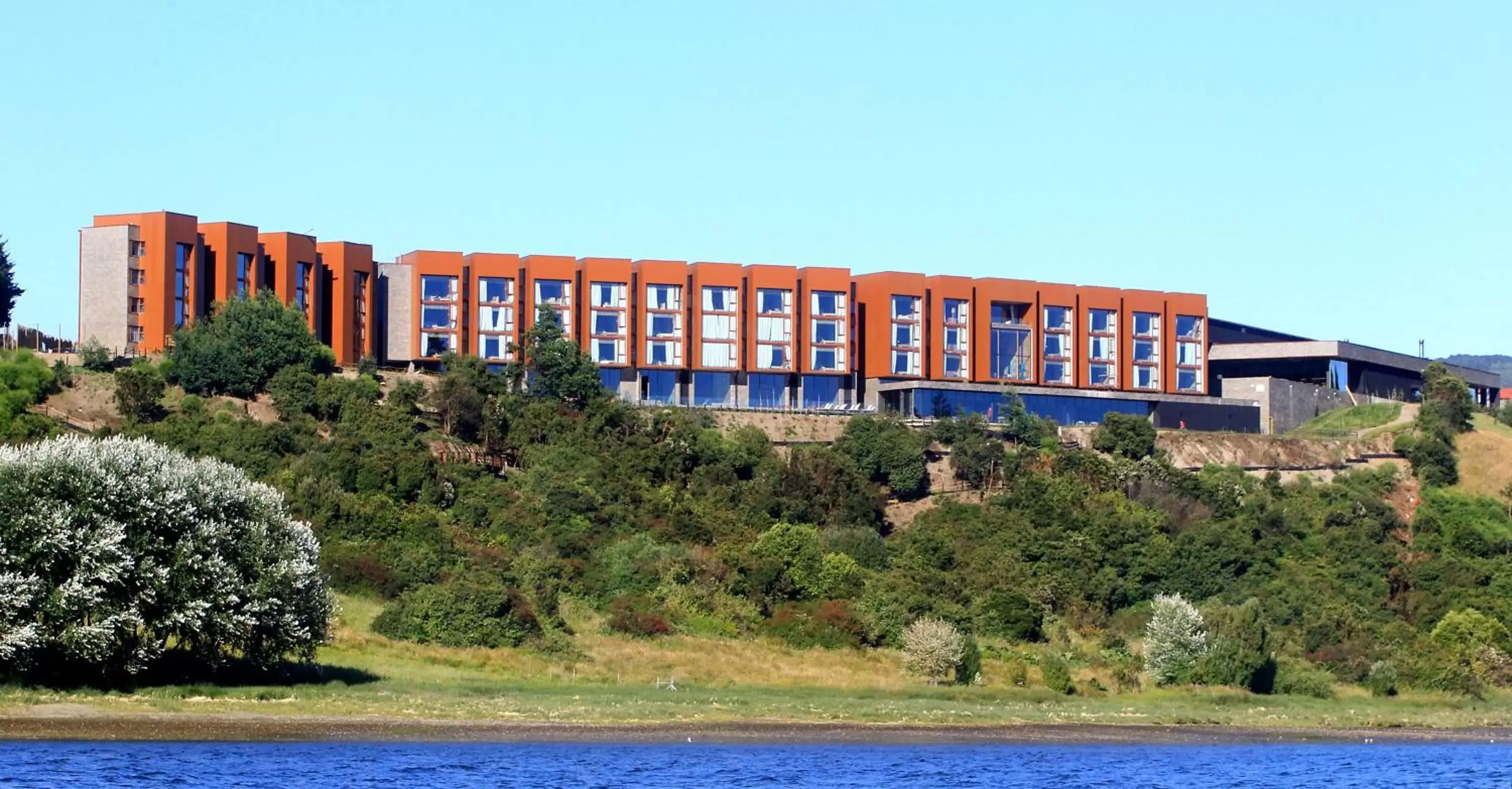 Facade/entrance in Enjoy Chiloé Facade/entrance in Enjoy Chiloé
