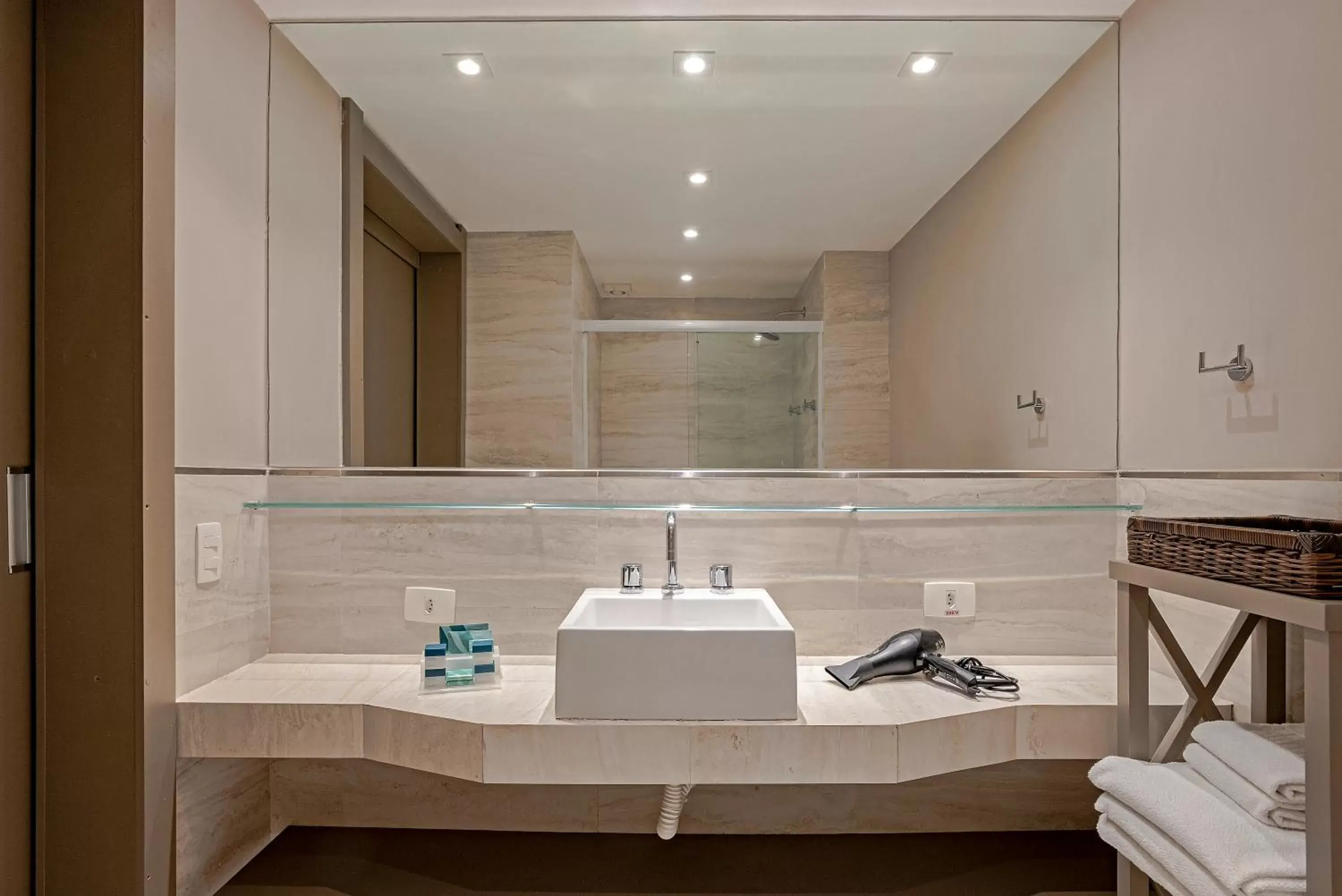 Deluxe Room in Slaviero Baia Norte Florianópolis Deluxe Room in Slaviero Baia Norte Florianópolis