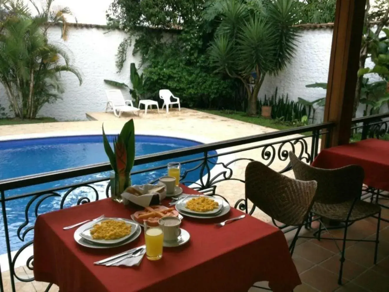 Pool view, Swimming Pool in Hotel Portales Del Campestre