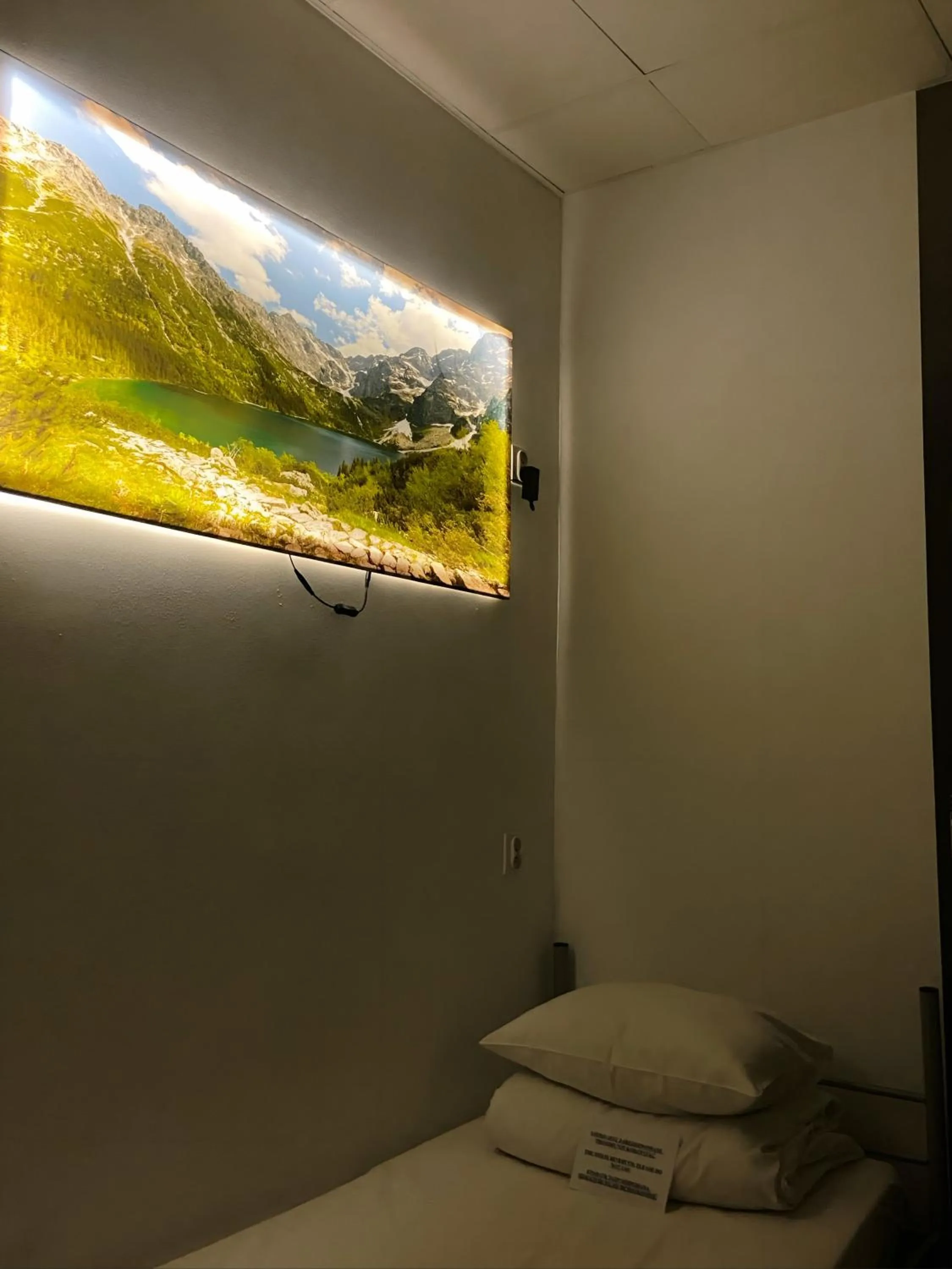 Bed in Warsaw Hostel Centrum Private Rooms & Dorms