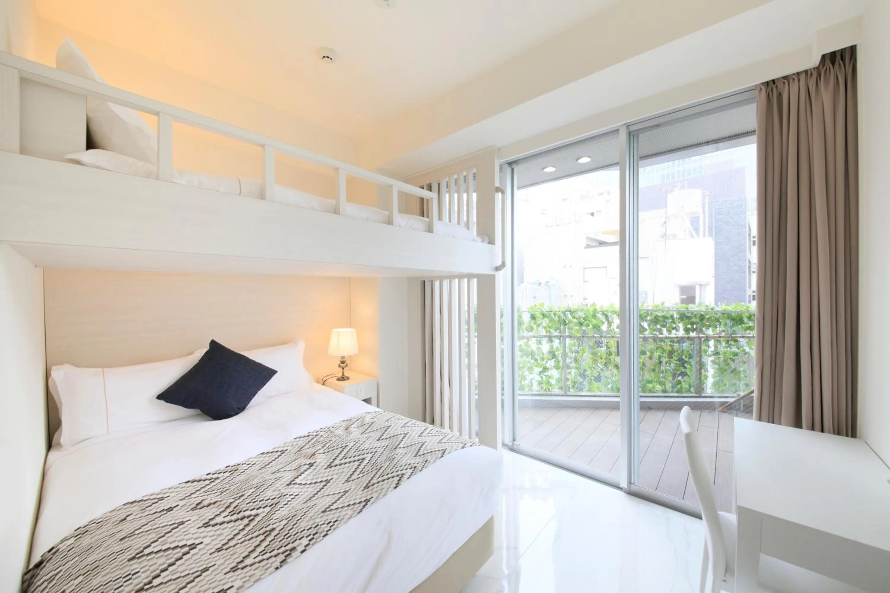 Photo of the whole room, Bed in Centurion Hotel Residential Akasaka Station