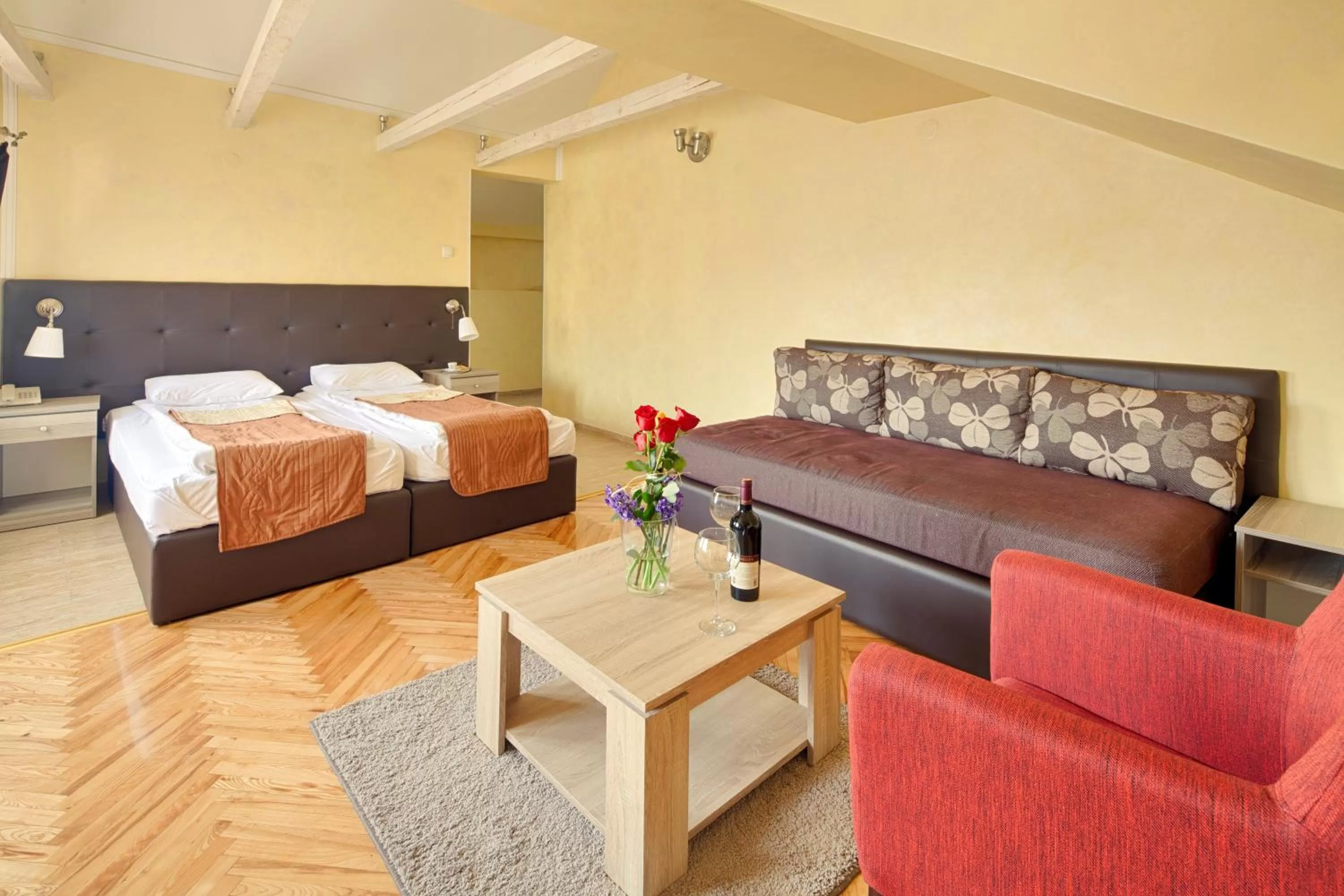 Decorative detail, Bed in Hotel Fontana