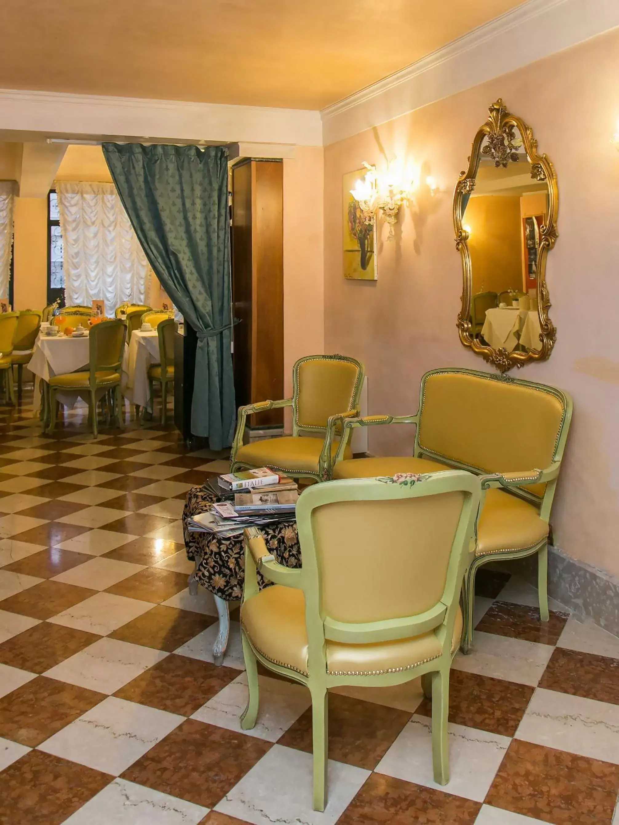 Seating Area in Hotel Pantalon