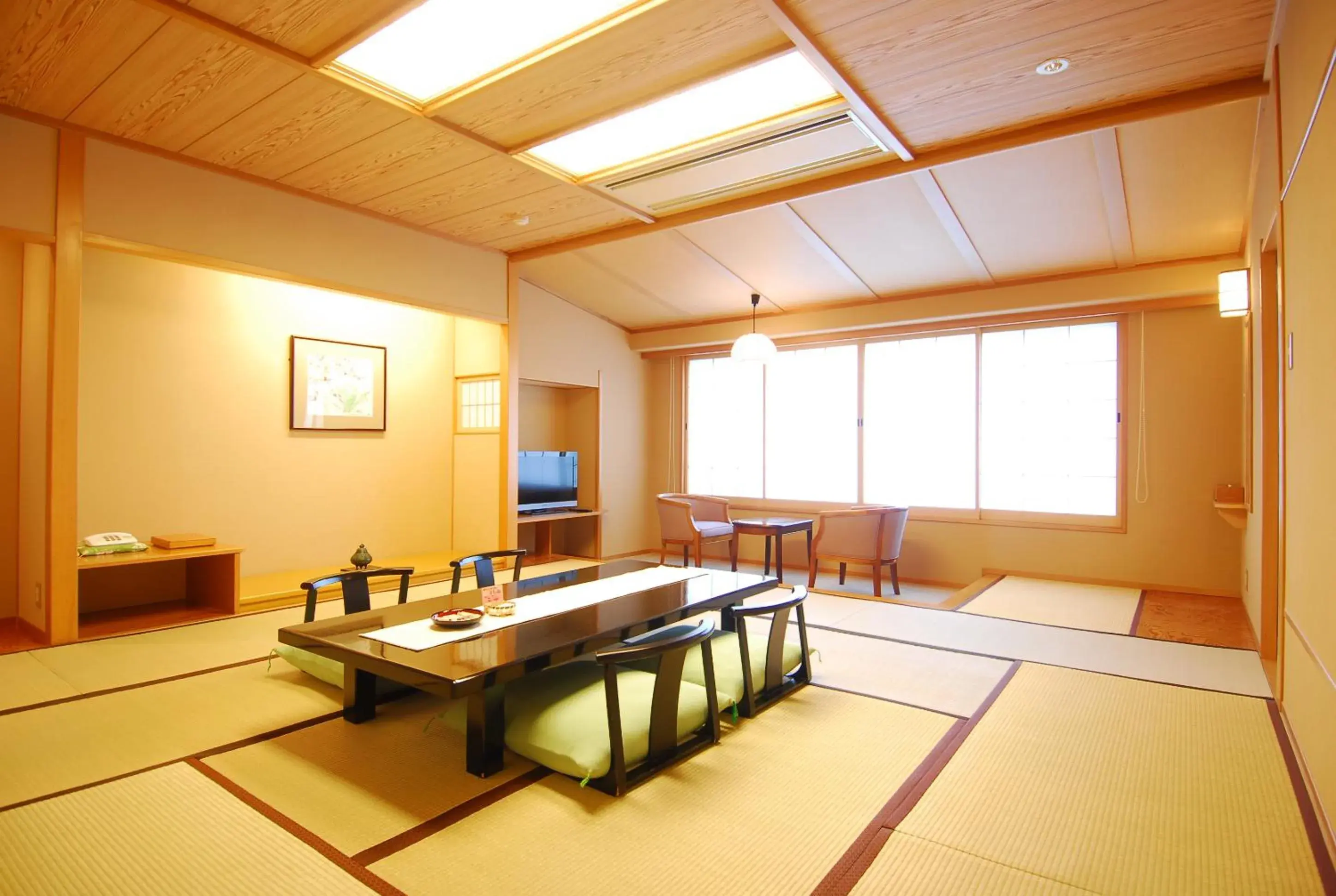 Photo of the whole room in Hanabishi Hotel