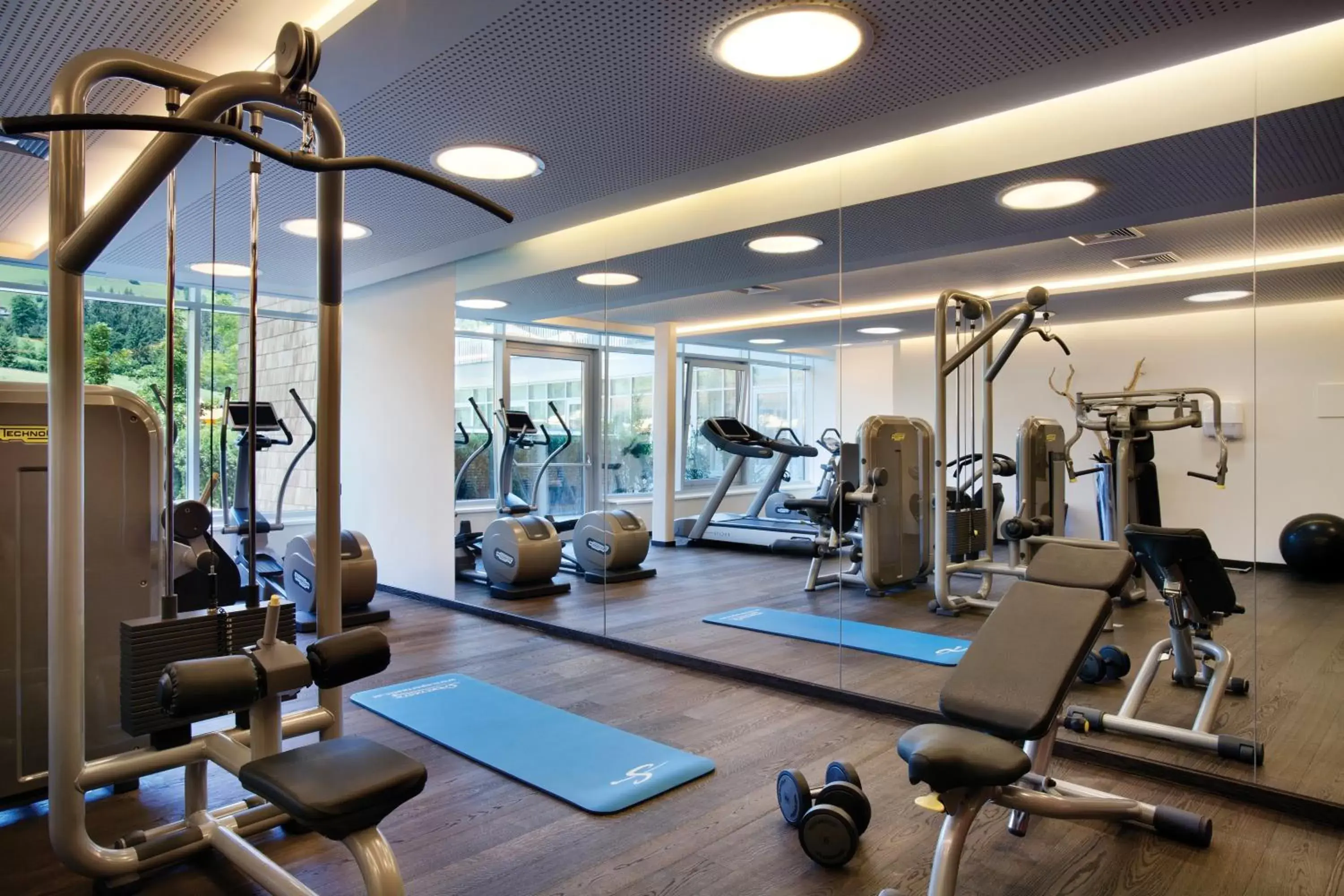 Day, Fitness Center/Facilities in Kempinski Hotel Das Tirol