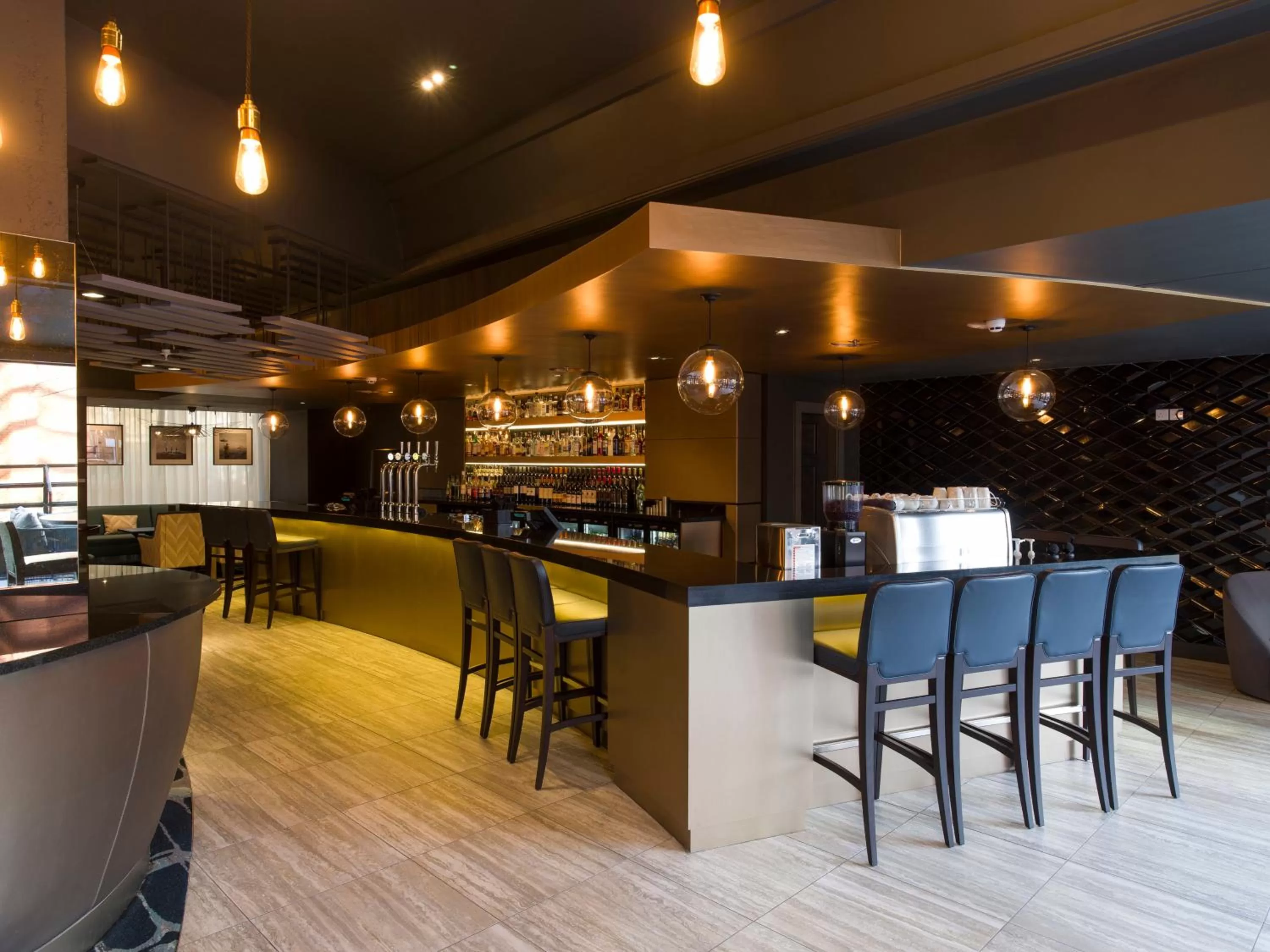 Lounge or bar in Crowne Plaza Harrogate by IHG