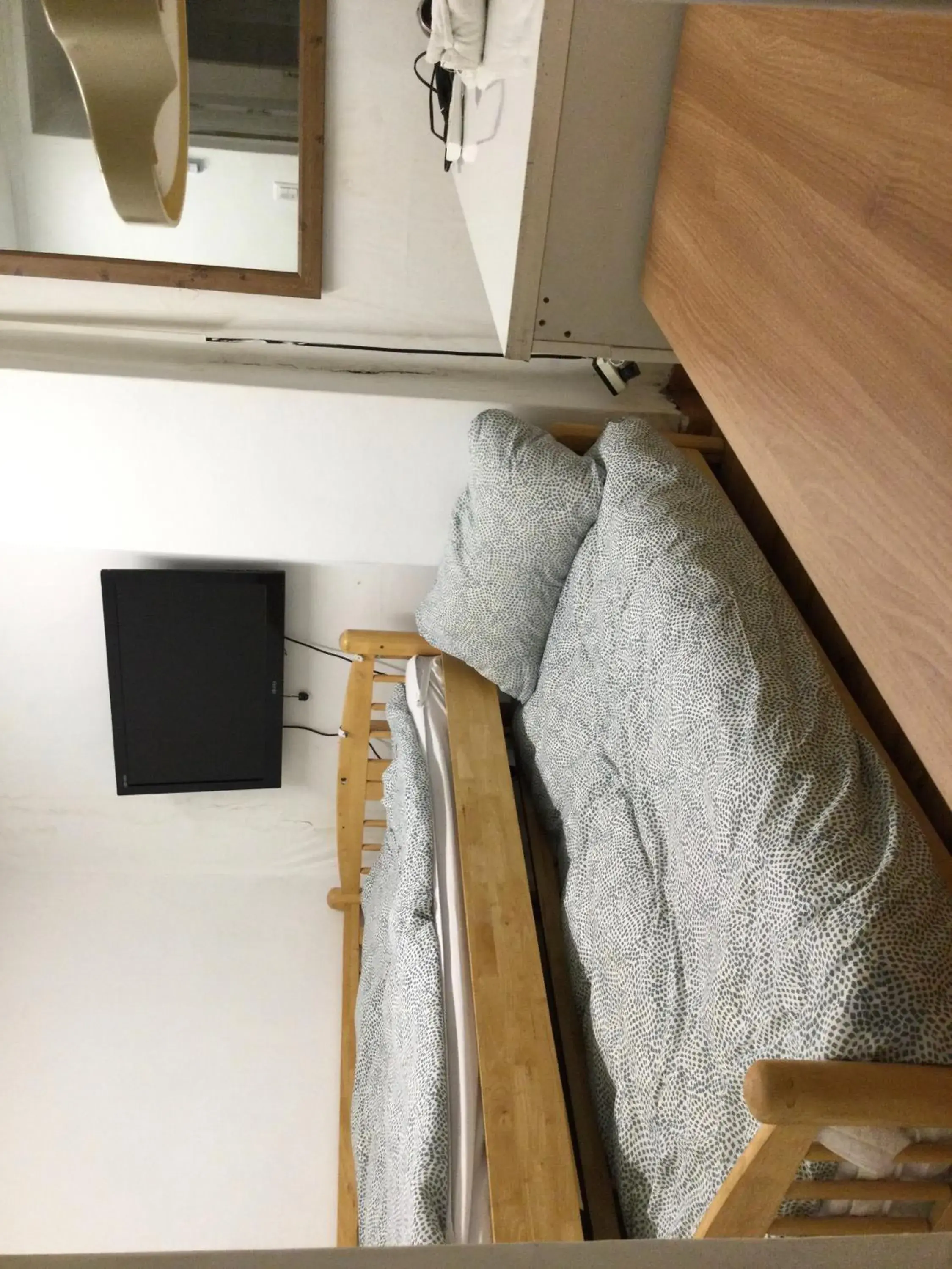 Bed in Hostel Metro