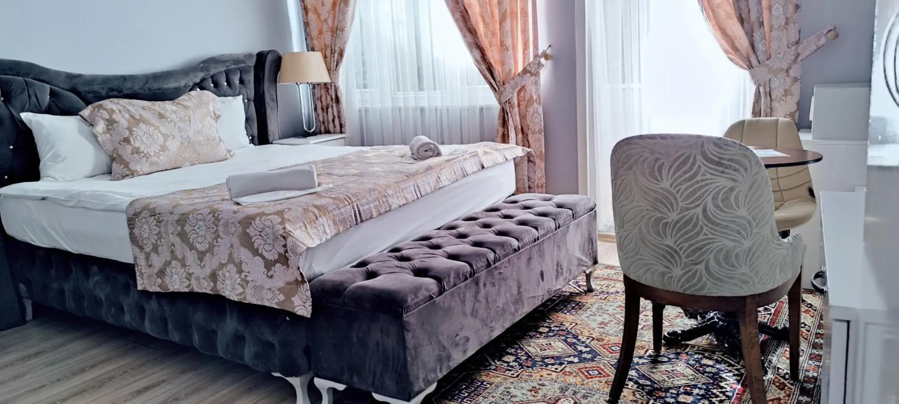 Bed in La Mer Boutique Hotel & Guesthouse