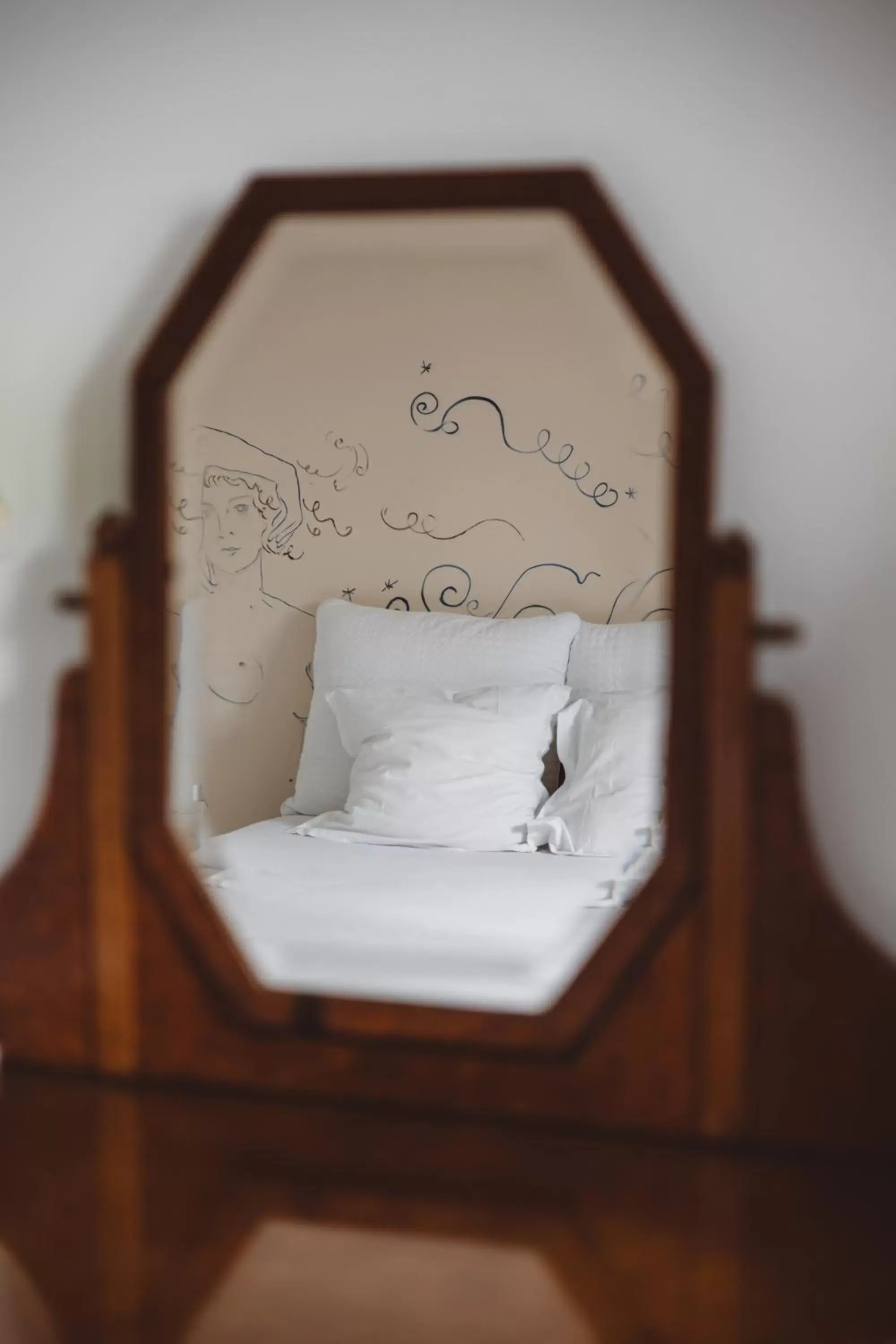 Standard Double Room in Hôtel Arvor Saint Georges Standard Double Room in Hôtel Arvor Saint Georges