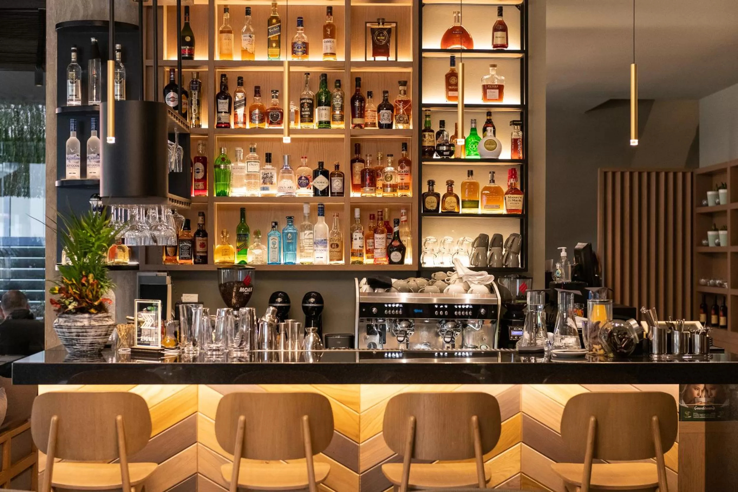 Restaurant/places to eat in S Hotel Boutique Thessaloniki