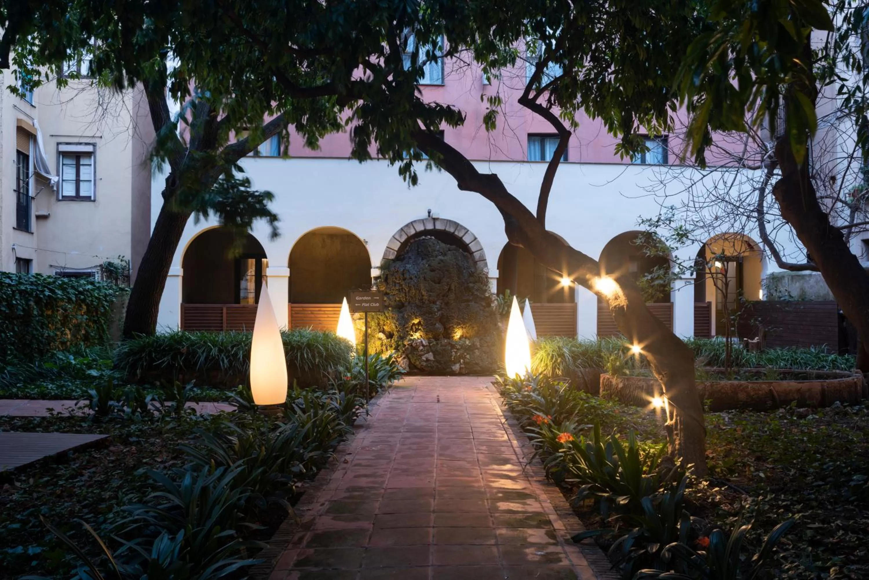 Property building in Petit Palace Boqueria Garden