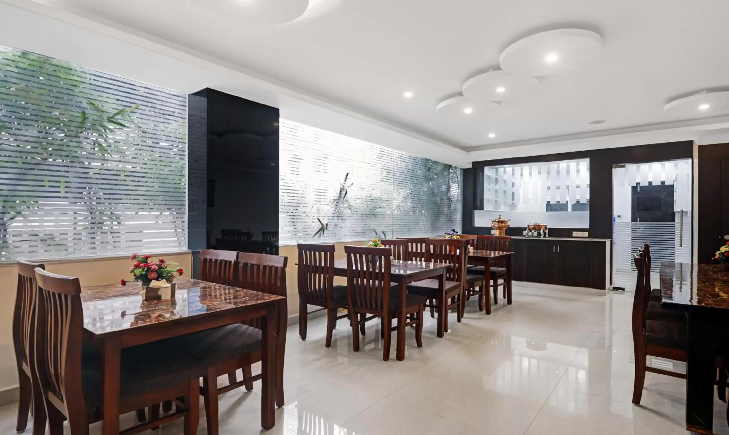 Restaurant/places to eat in Treebo Kruthika Residency Restaurant/places to eat in Treebo Kruthika Residency