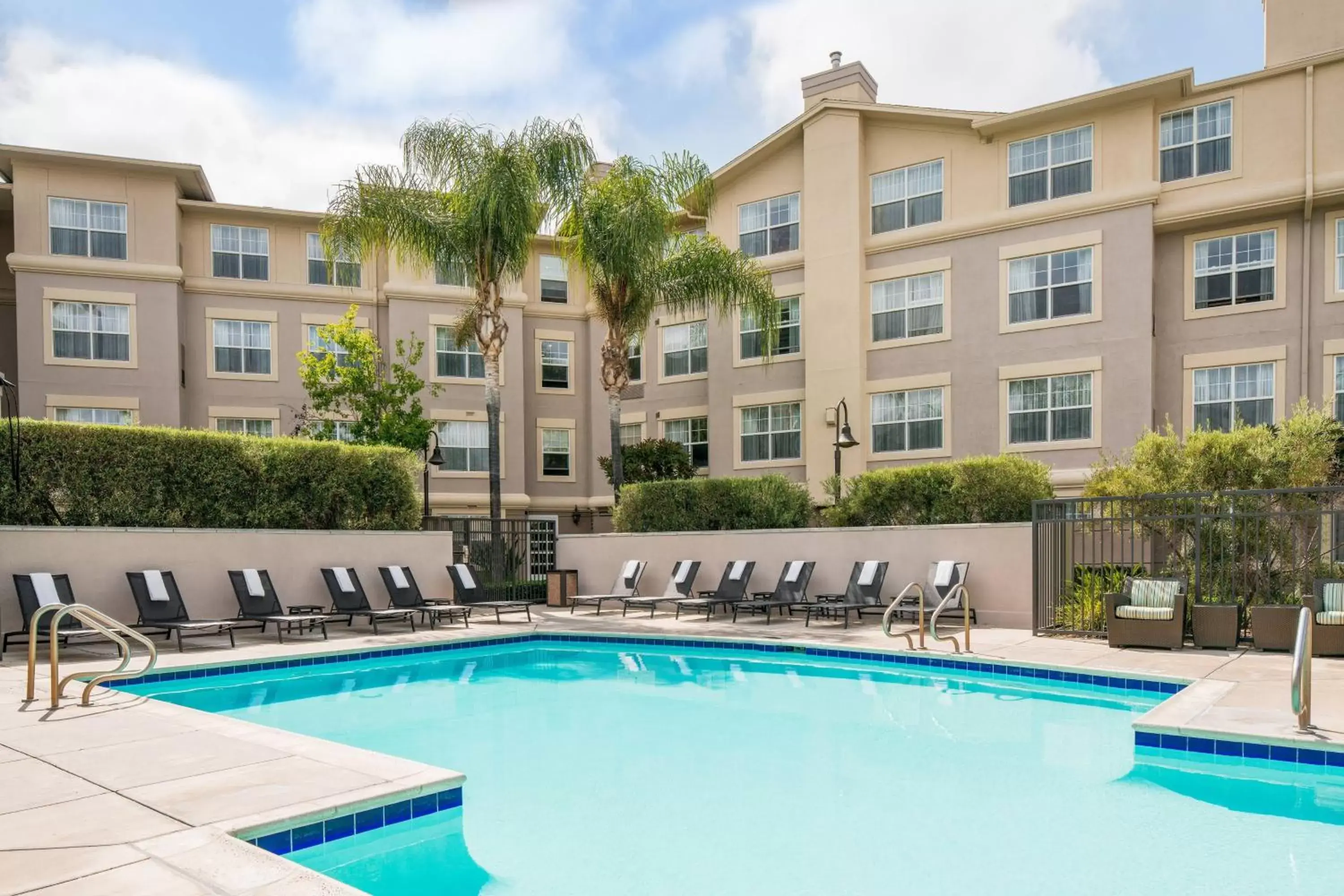 Swimming pool, Property Building in Residence Inn by Marriott Cypress Los Alamitos