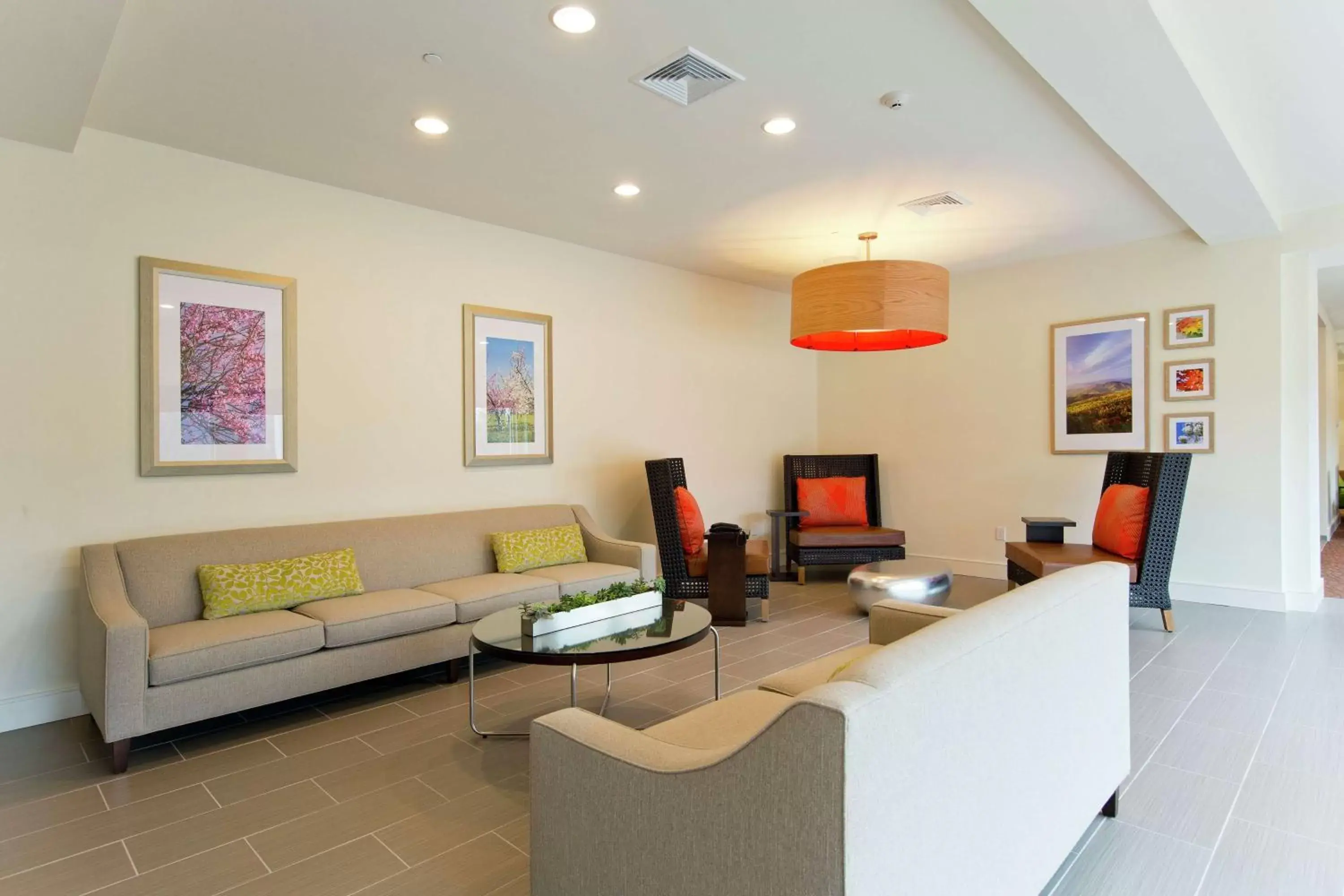 Lobby or reception, Seating Area in Hilton Garden Inn Martinsburg