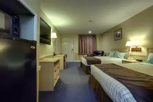 Bed in Edinburg Executive Inn