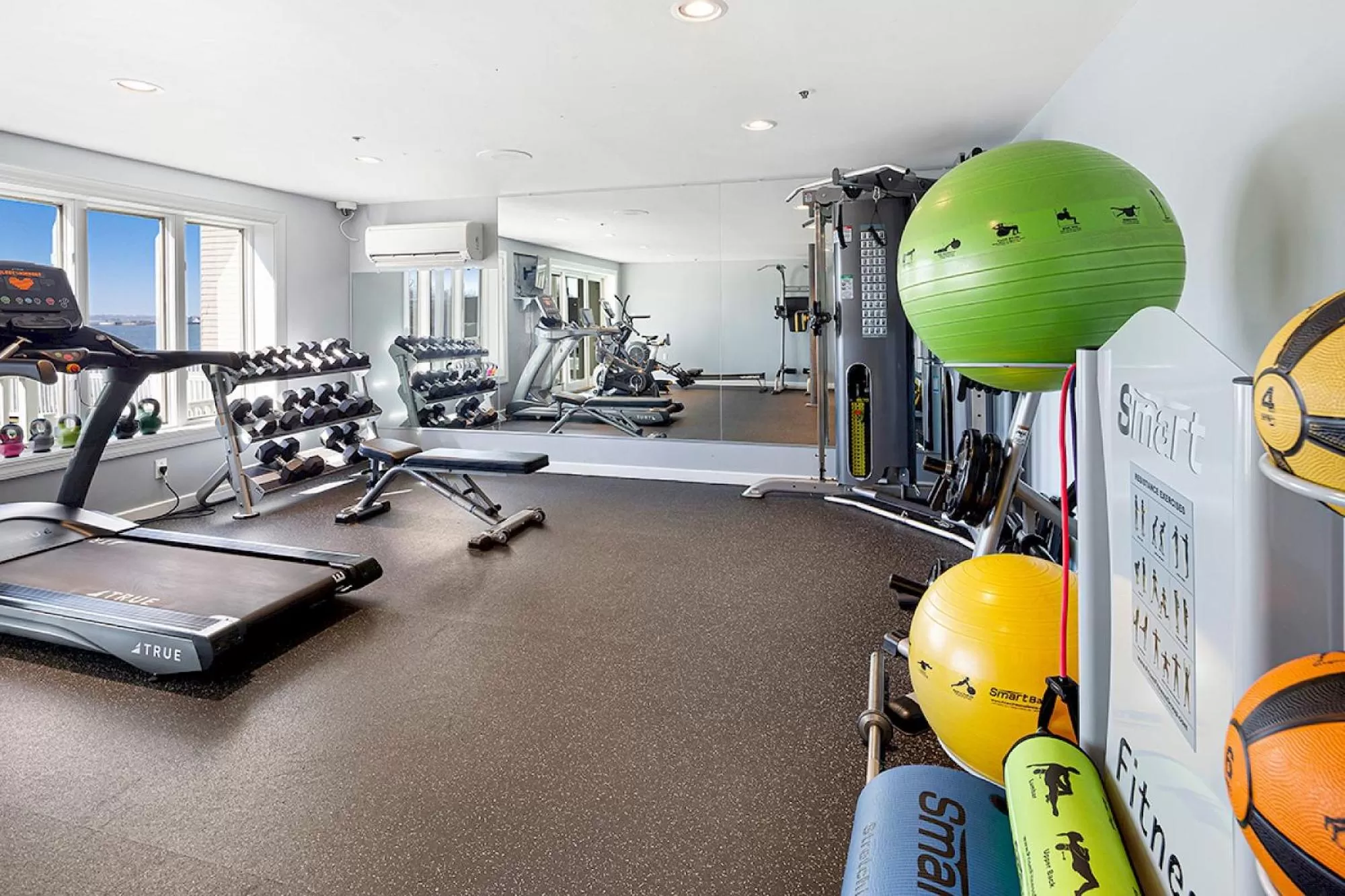 Fitness centre/facilities in Wellington Resort