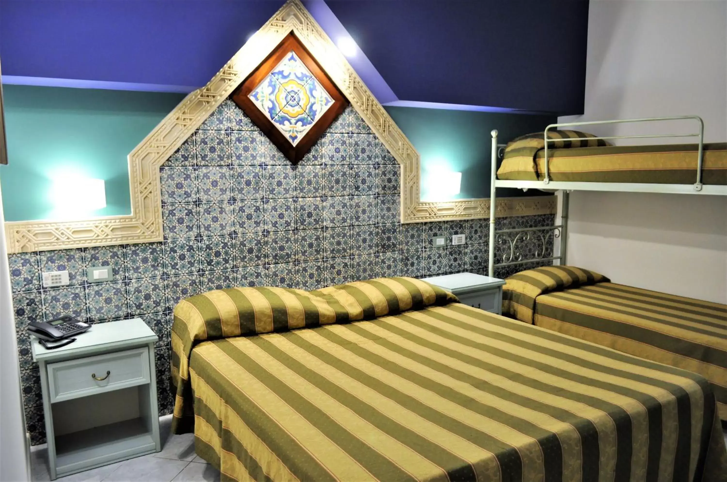 Bedroom, Bed in Al-Tair