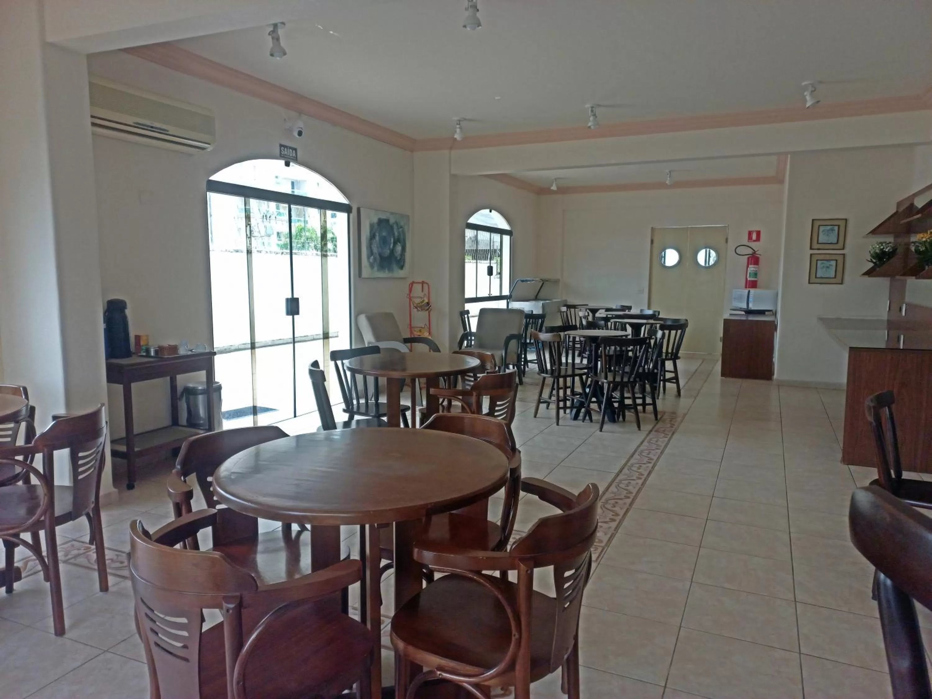 Restaurant/places to eat in Hotel Canto do Atlântico