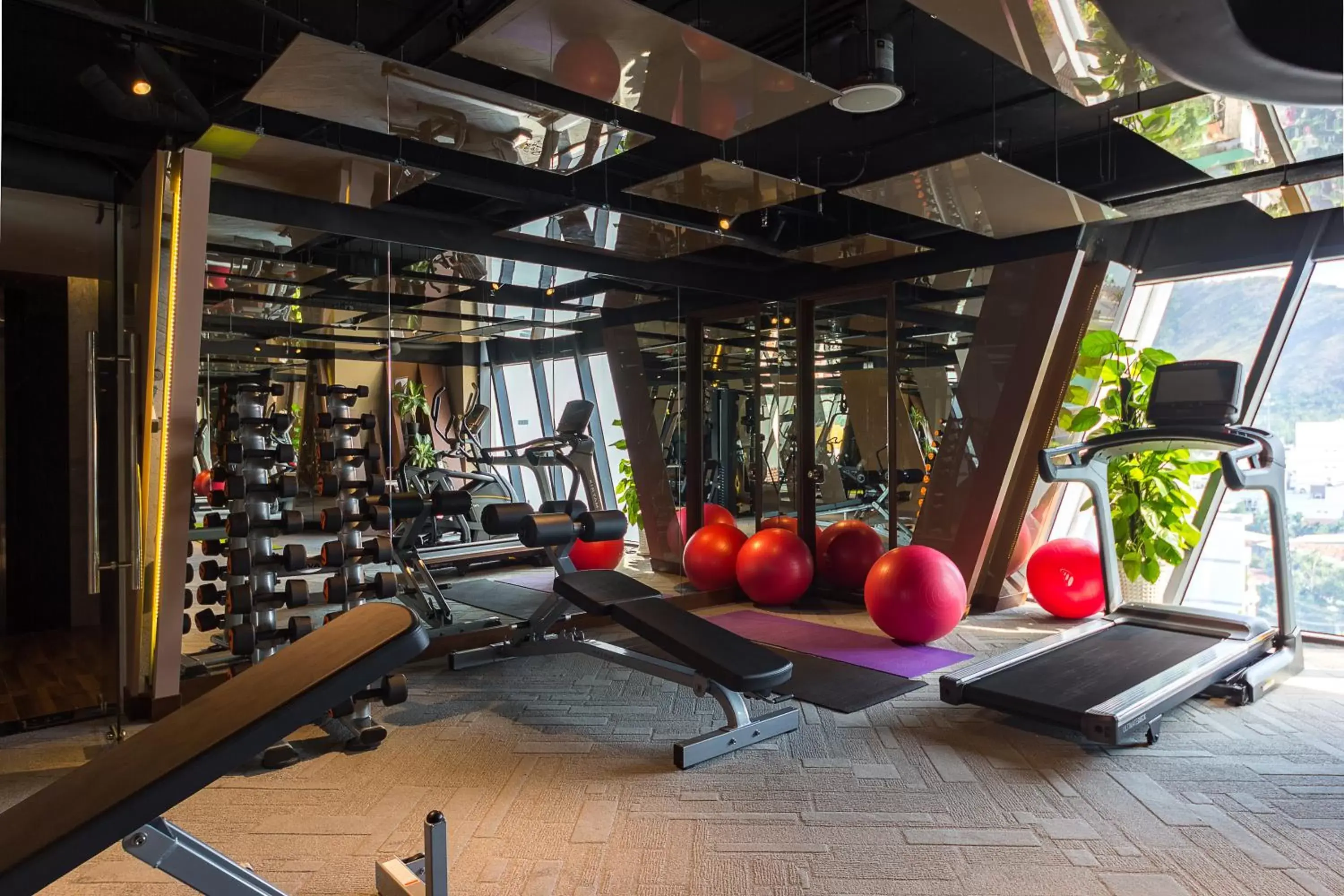 Fitness centre/facilities, Fitness Center/Facilities in Boton Blue Hotel & Spa