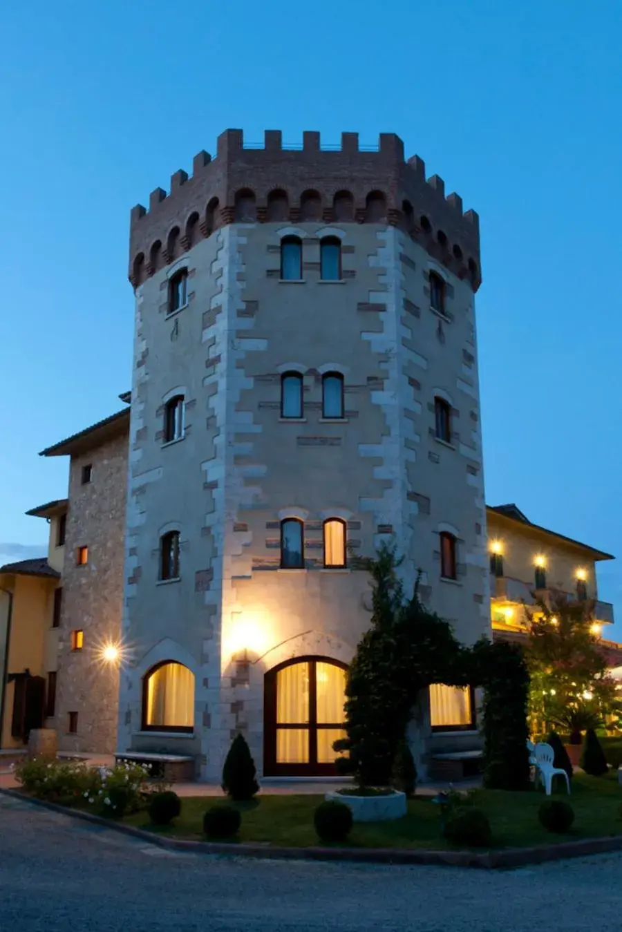 Facade/entrance, Property Building in Albergo La Lanterna