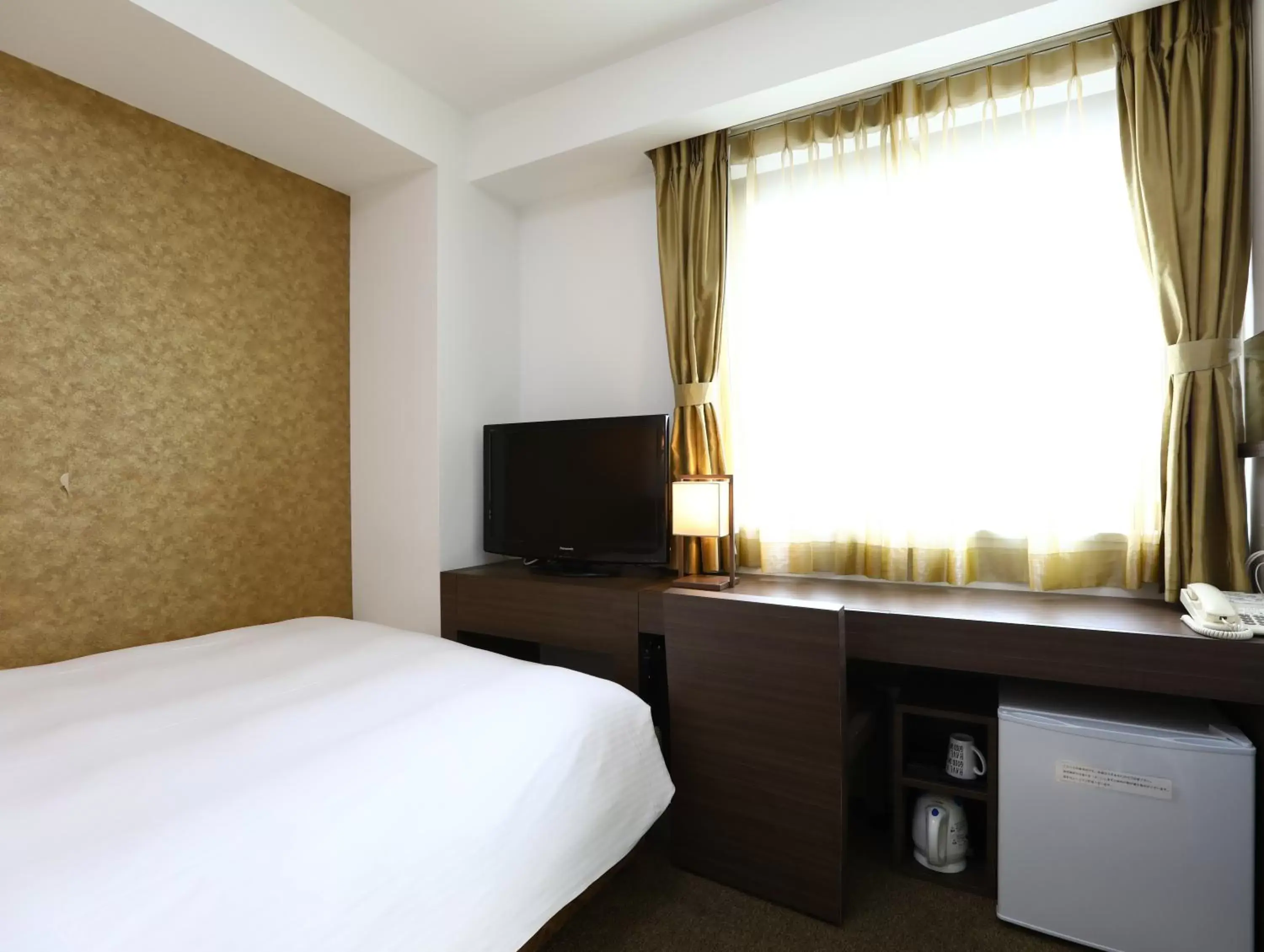 Photo of the whole room, Bed in Hotel Wing International Himeji