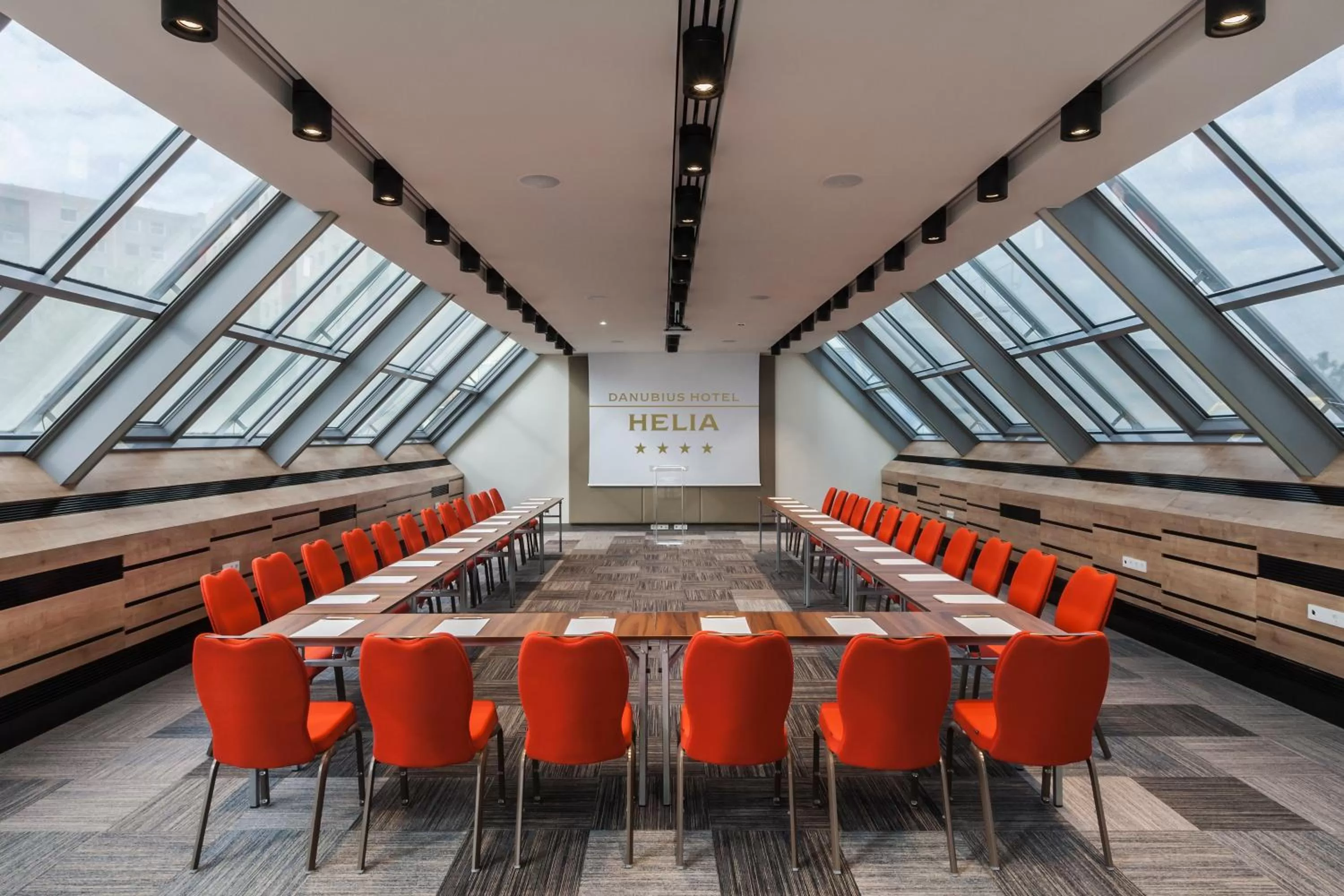 Business facilities in Danubius Hotel Helia
