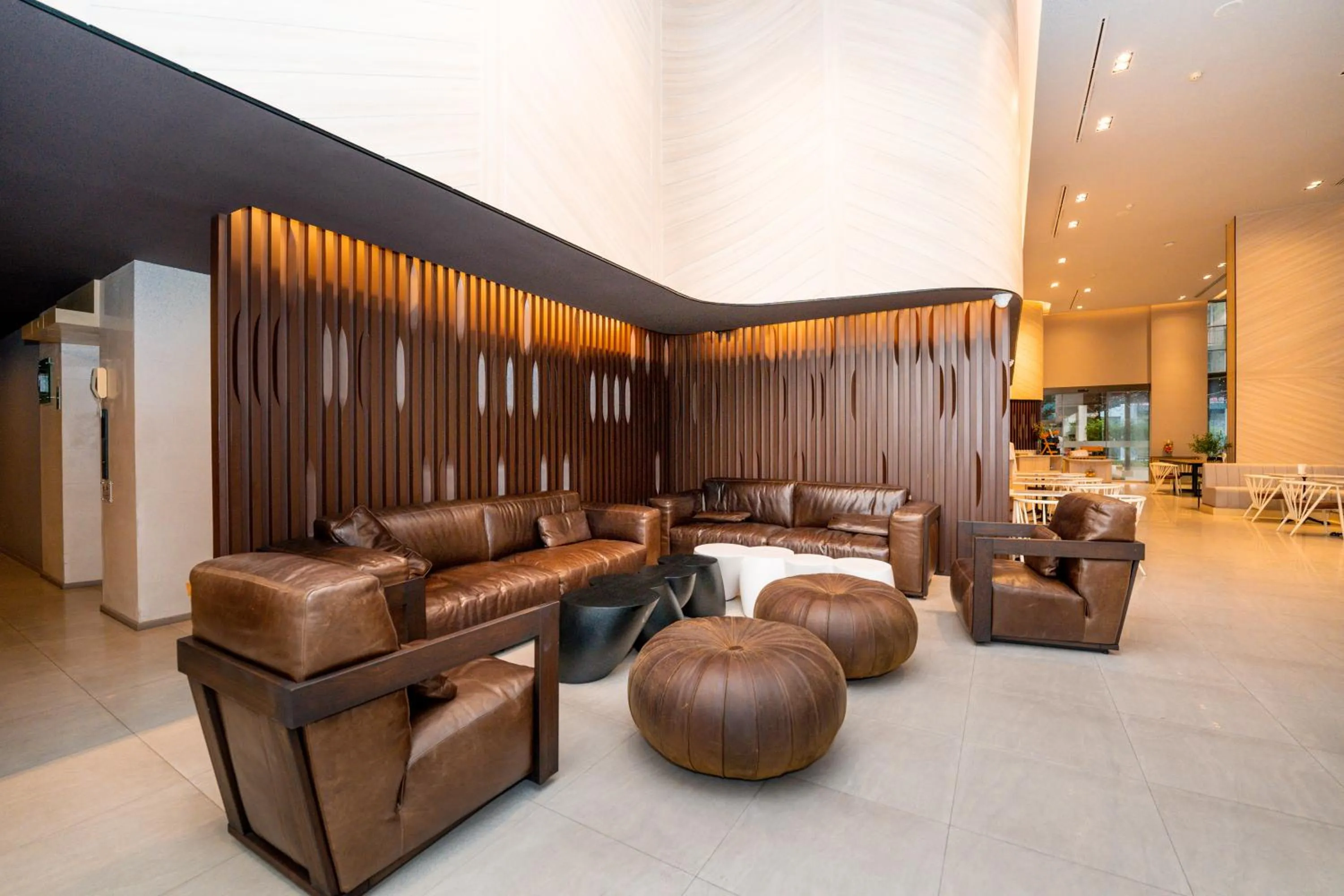 Lobby or reception in Amanta Hotel & Residence Ratchada
