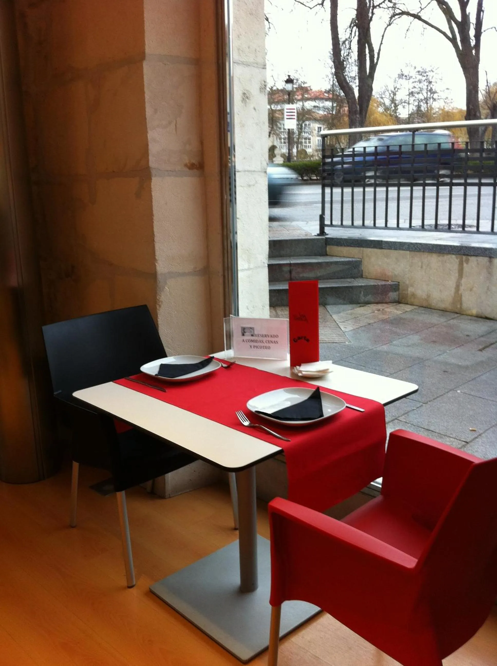 Restaurant/places to eat in Hotel Vía Gótica