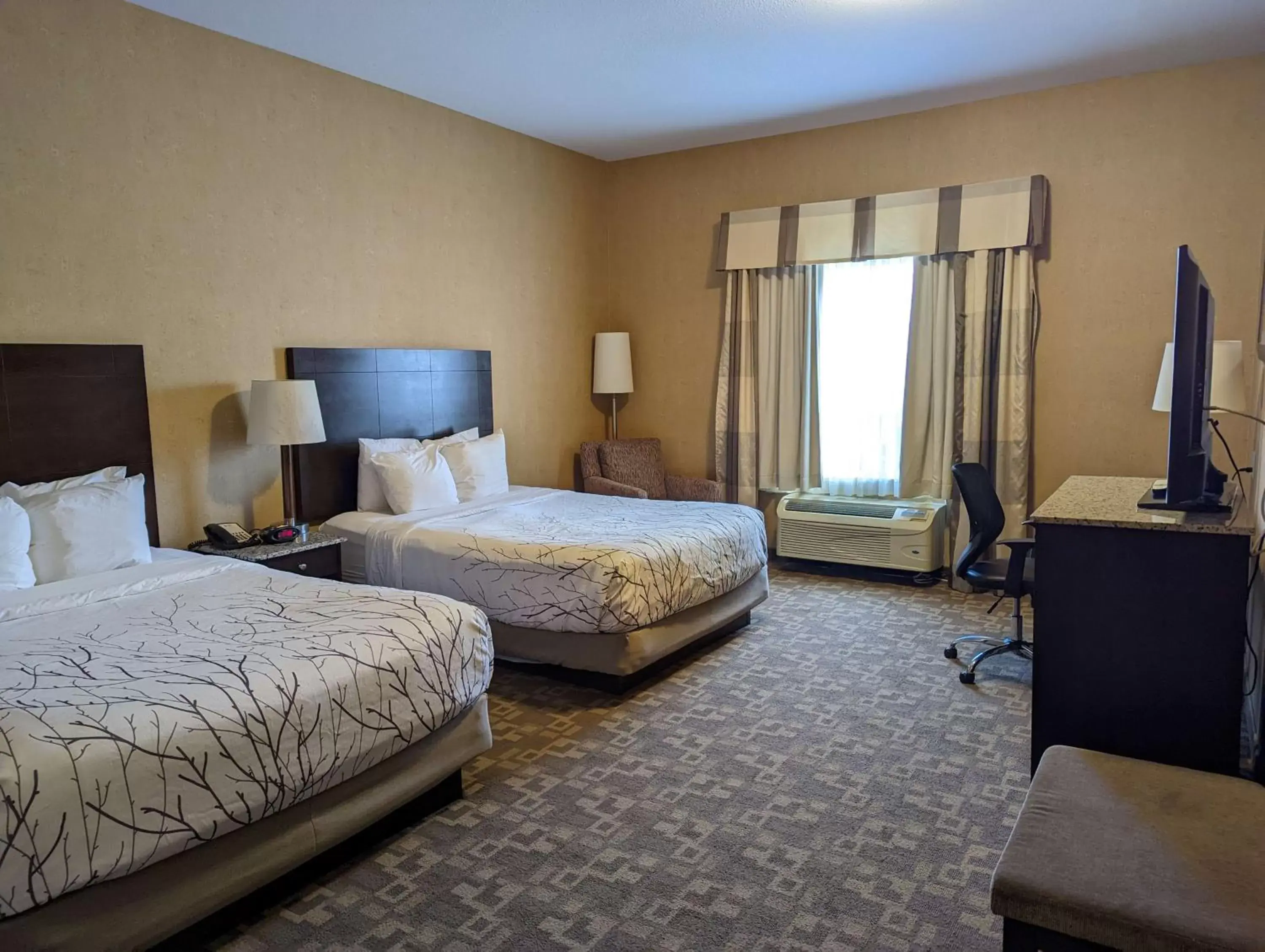 Bedroom, Bed in Best Western Plus South Edmonton Inn & Suites