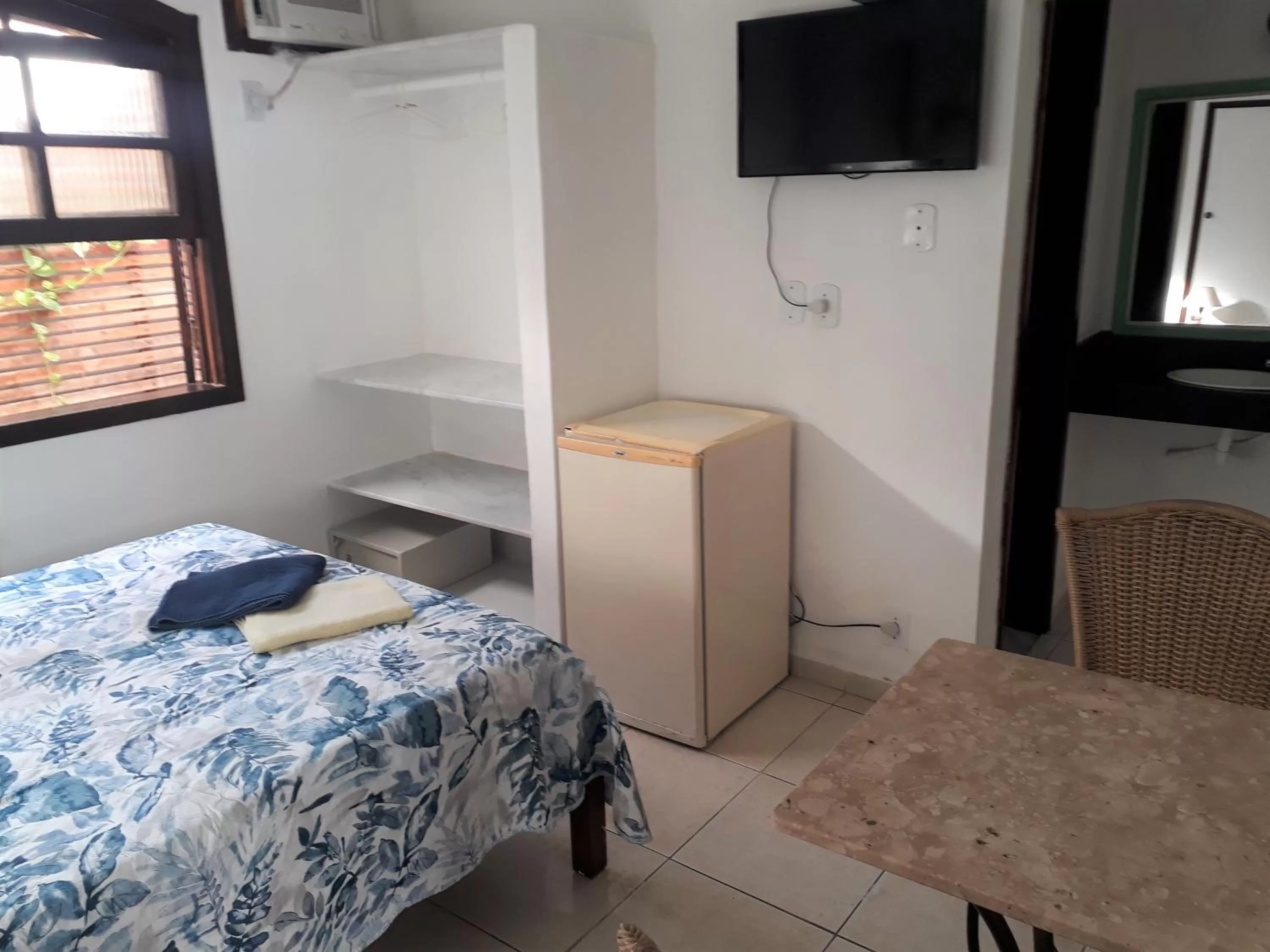 oven, Bed in Pousada L'étage