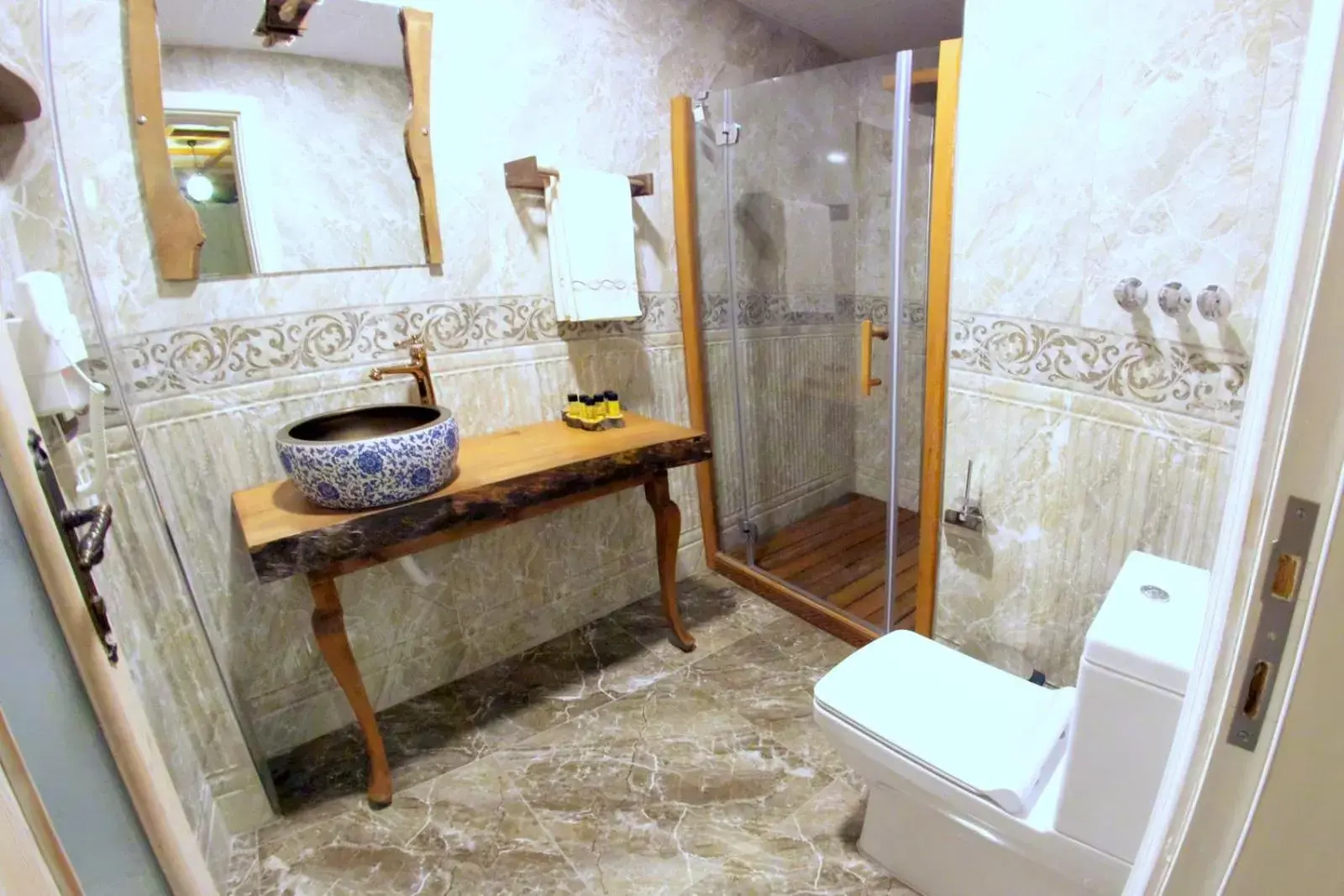 Bathroom in Celsus Boutique Hotel