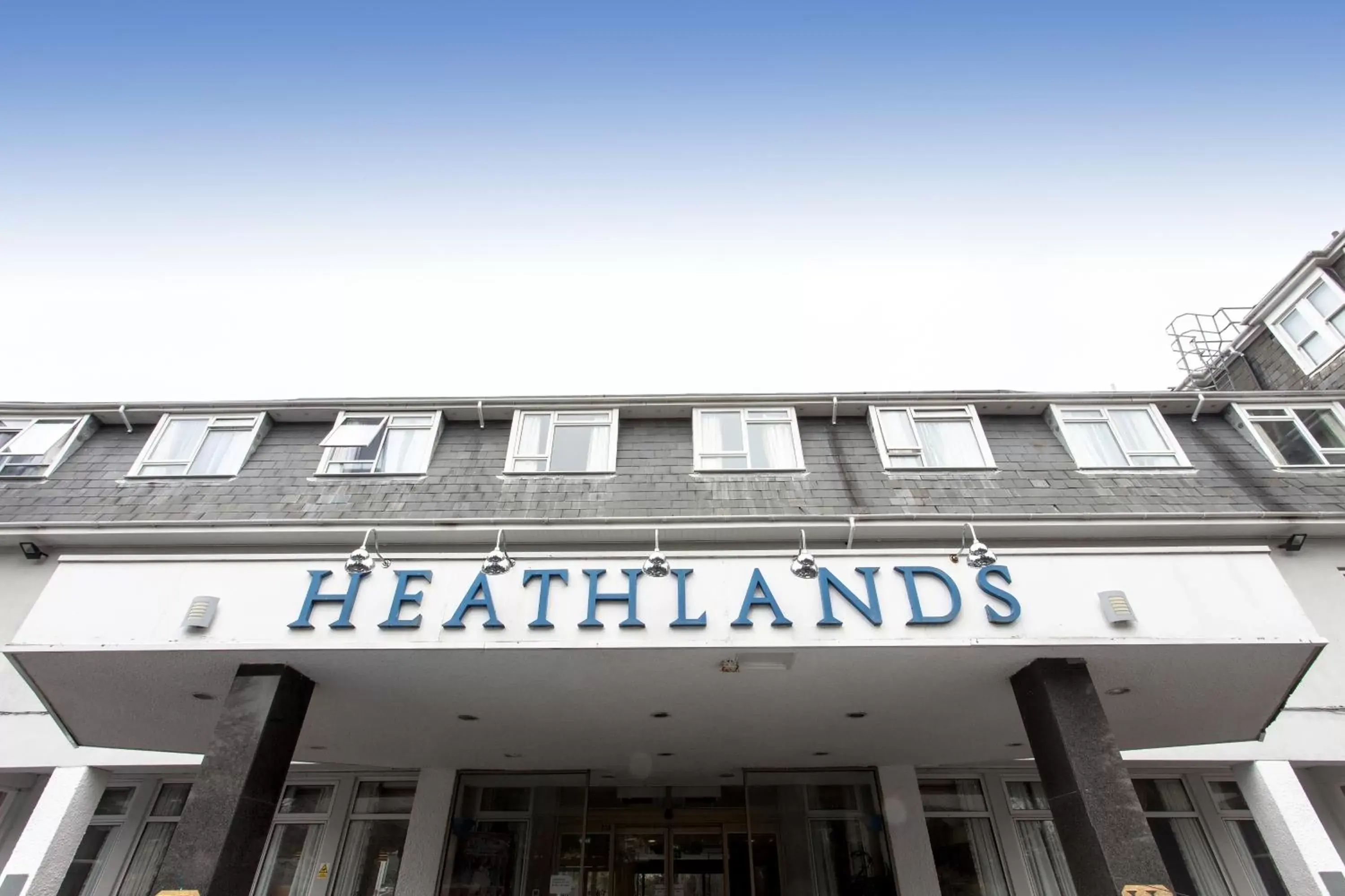 Facade/entrance, Property Building in Heathlands Hotel