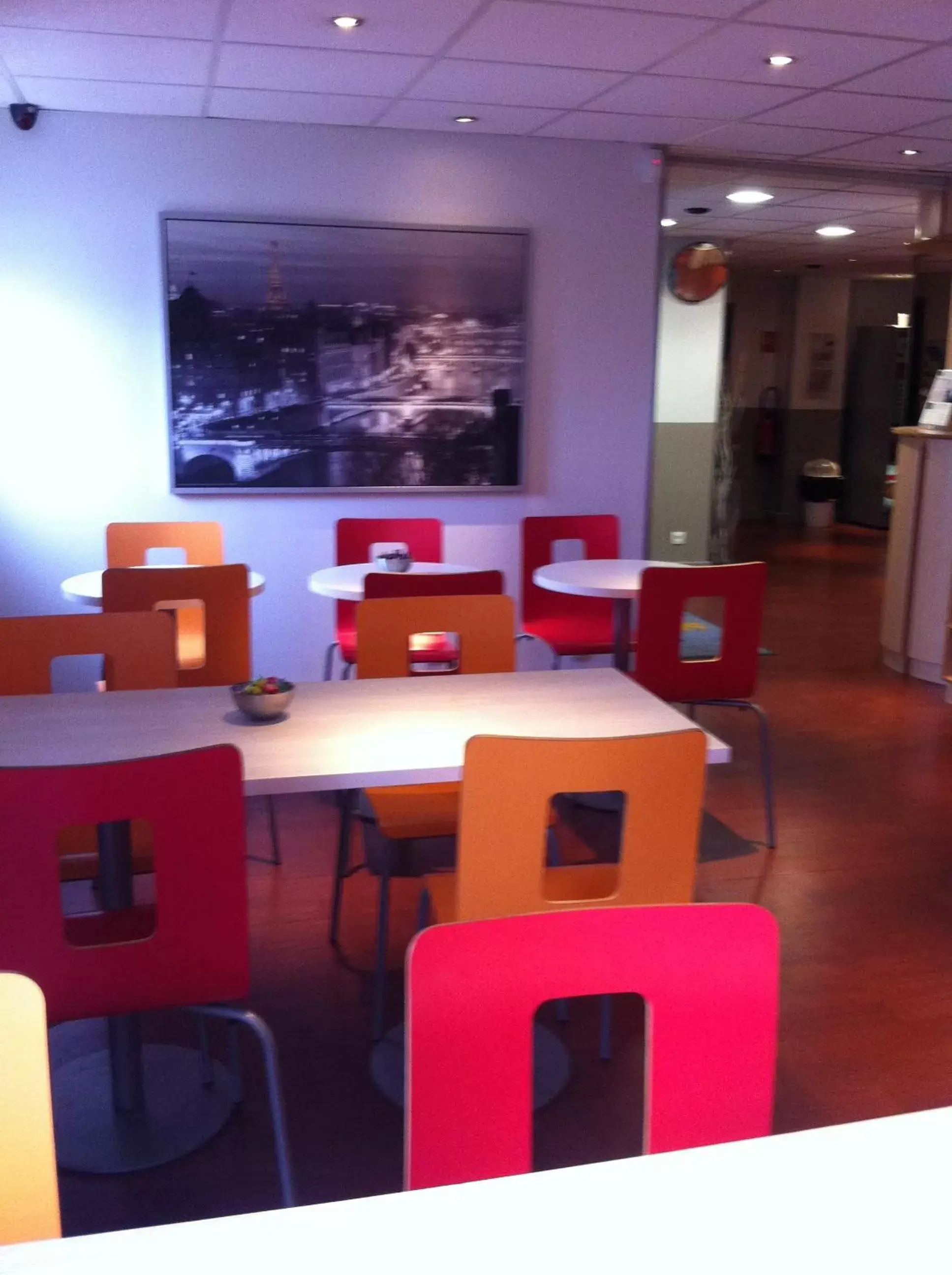 Restaurant/places to eat in Premiere Classe Cergy Saint Christophe