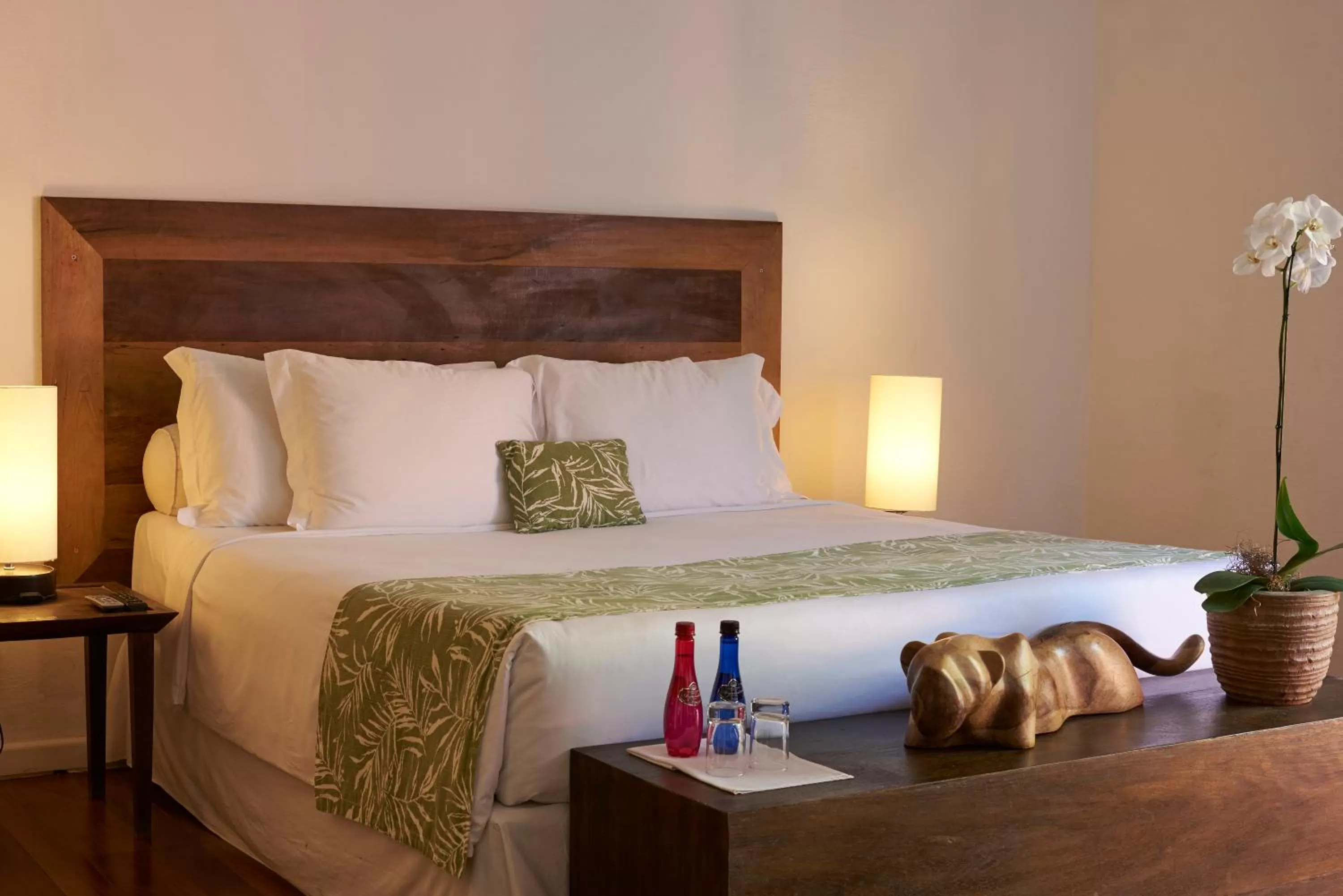 Bedroom, Bed in Santa Teresa Hotel Rio de Janeiro - MGallery Collection