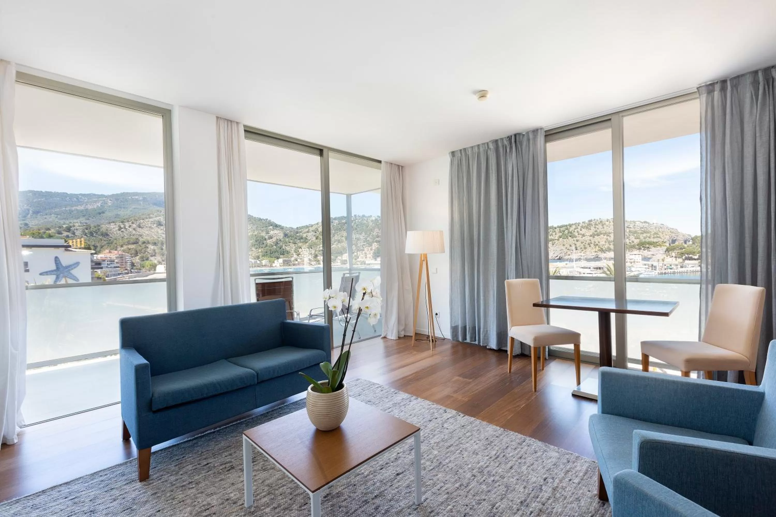 Living room in Aimia Hotel