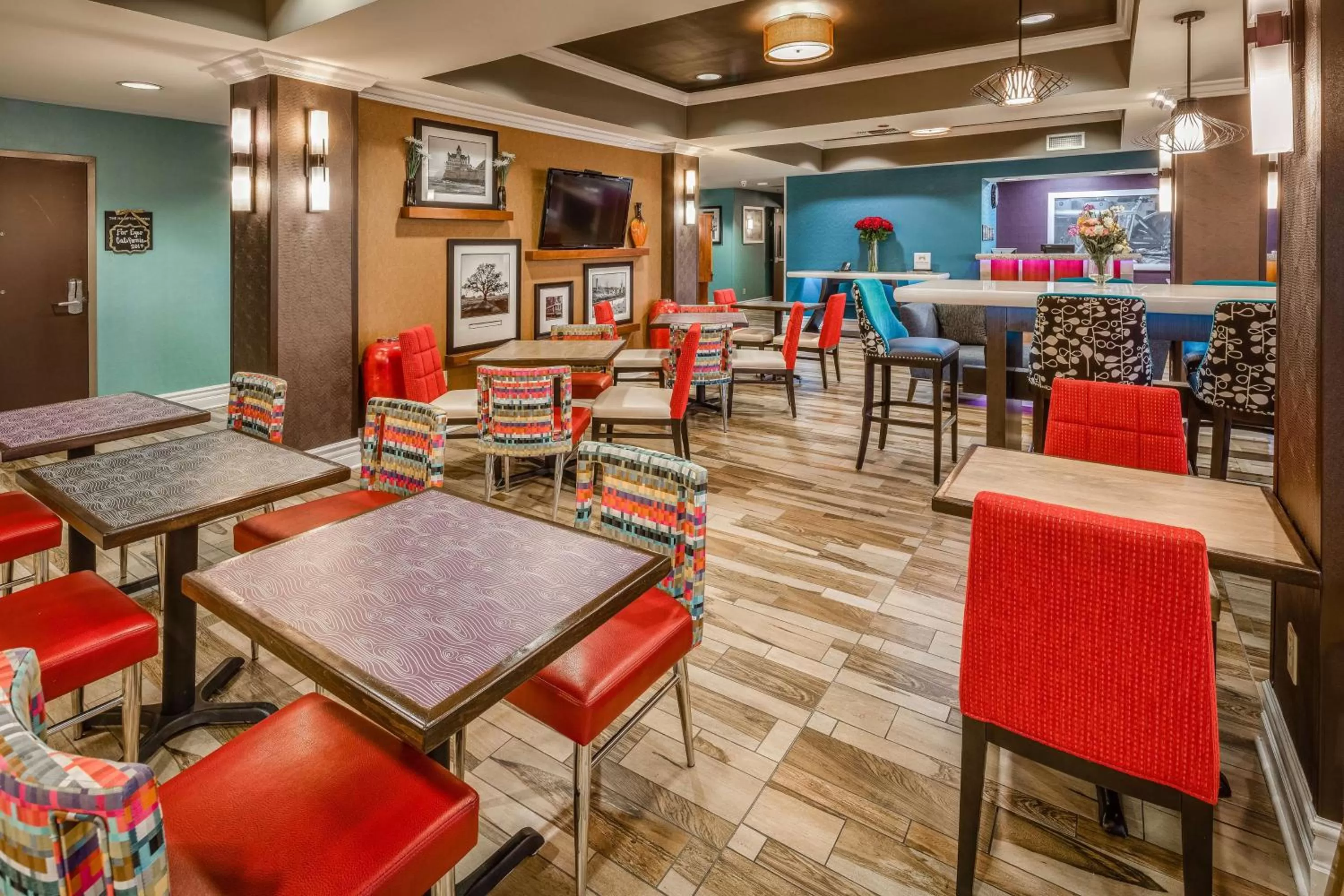 Restaurant/places to eat in Hampton Inn San Francisco Airport