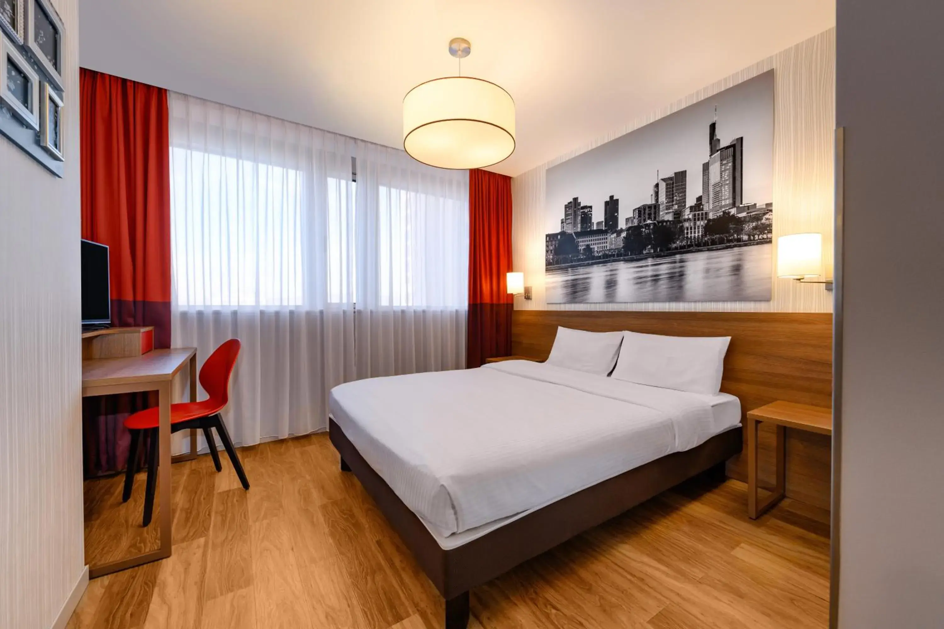 TV and multimedia, Bed in Aparthotel Adagio Frankfurt City Messe