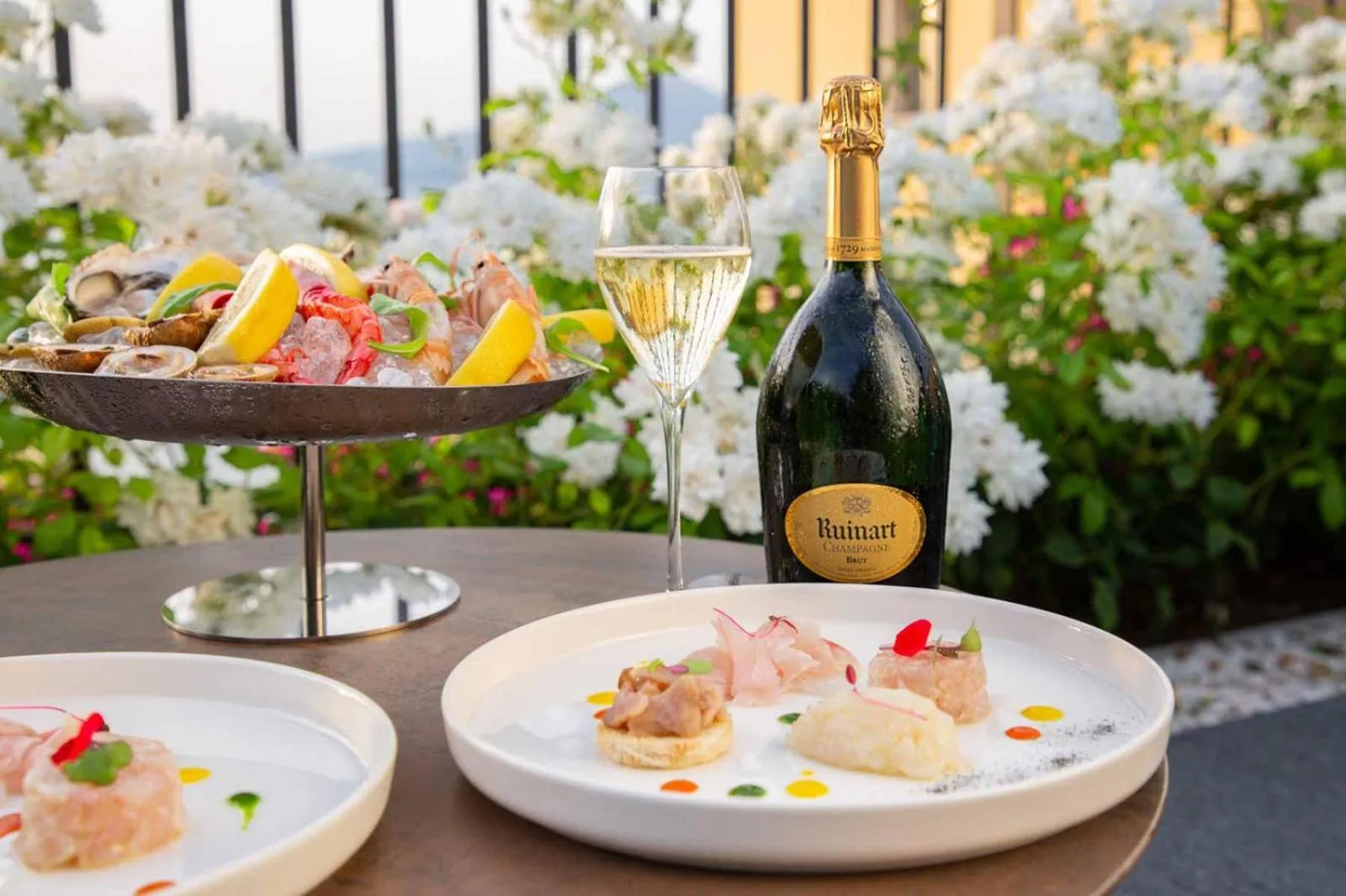 Lounge or bar in Grand Hotel Angiolieri