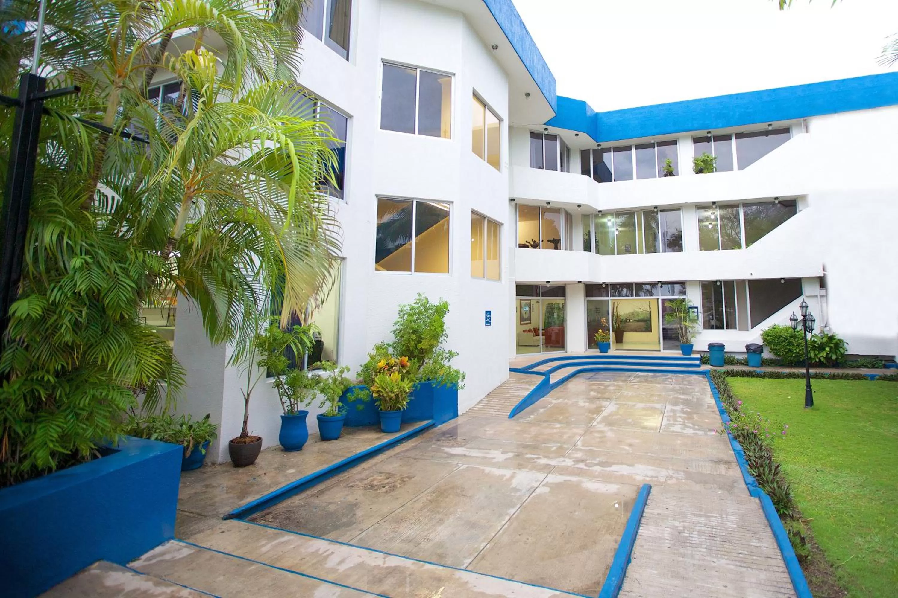 Property building in Hotel Principe