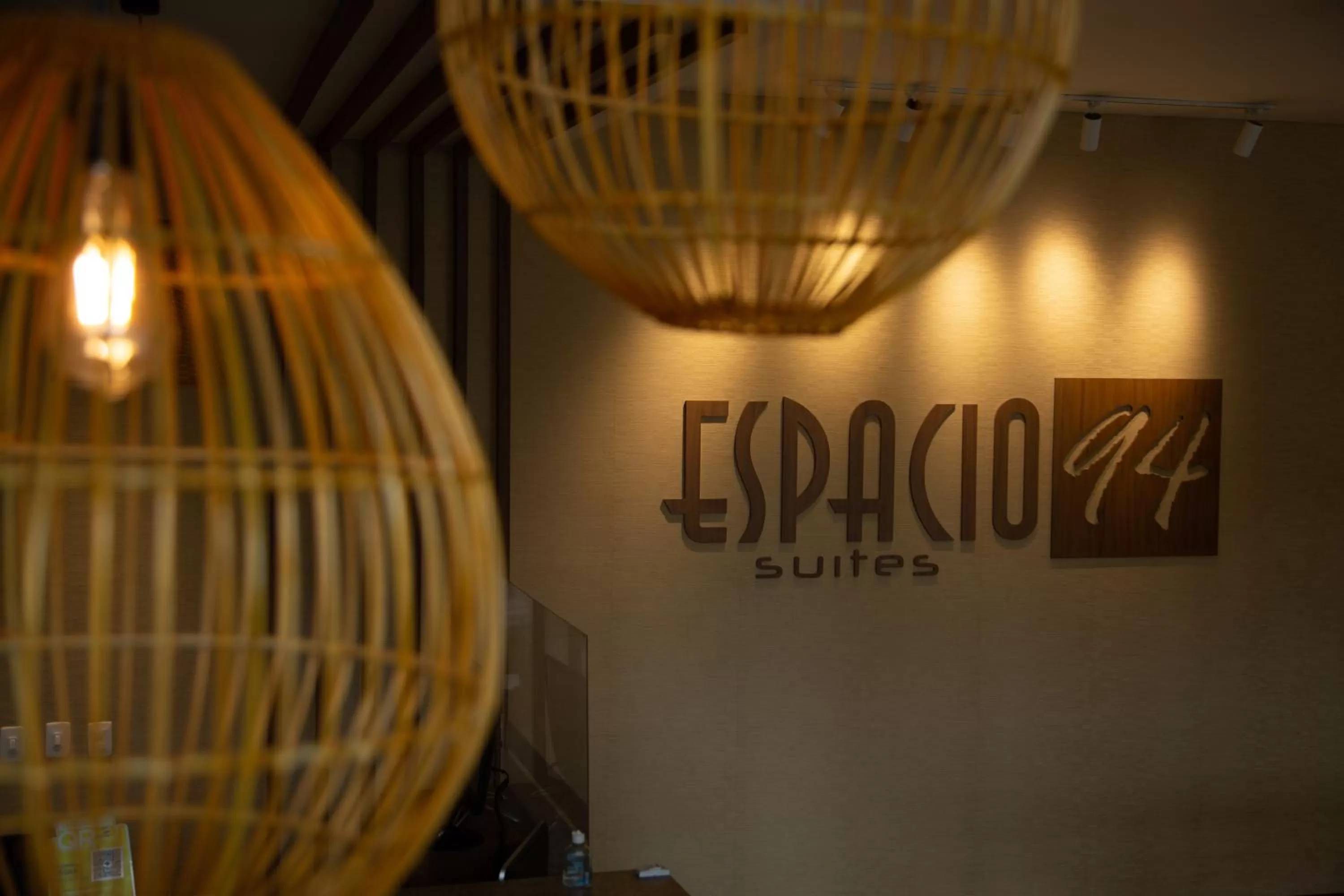 Logo/Certificate/Sign in Hotel Espacio 94