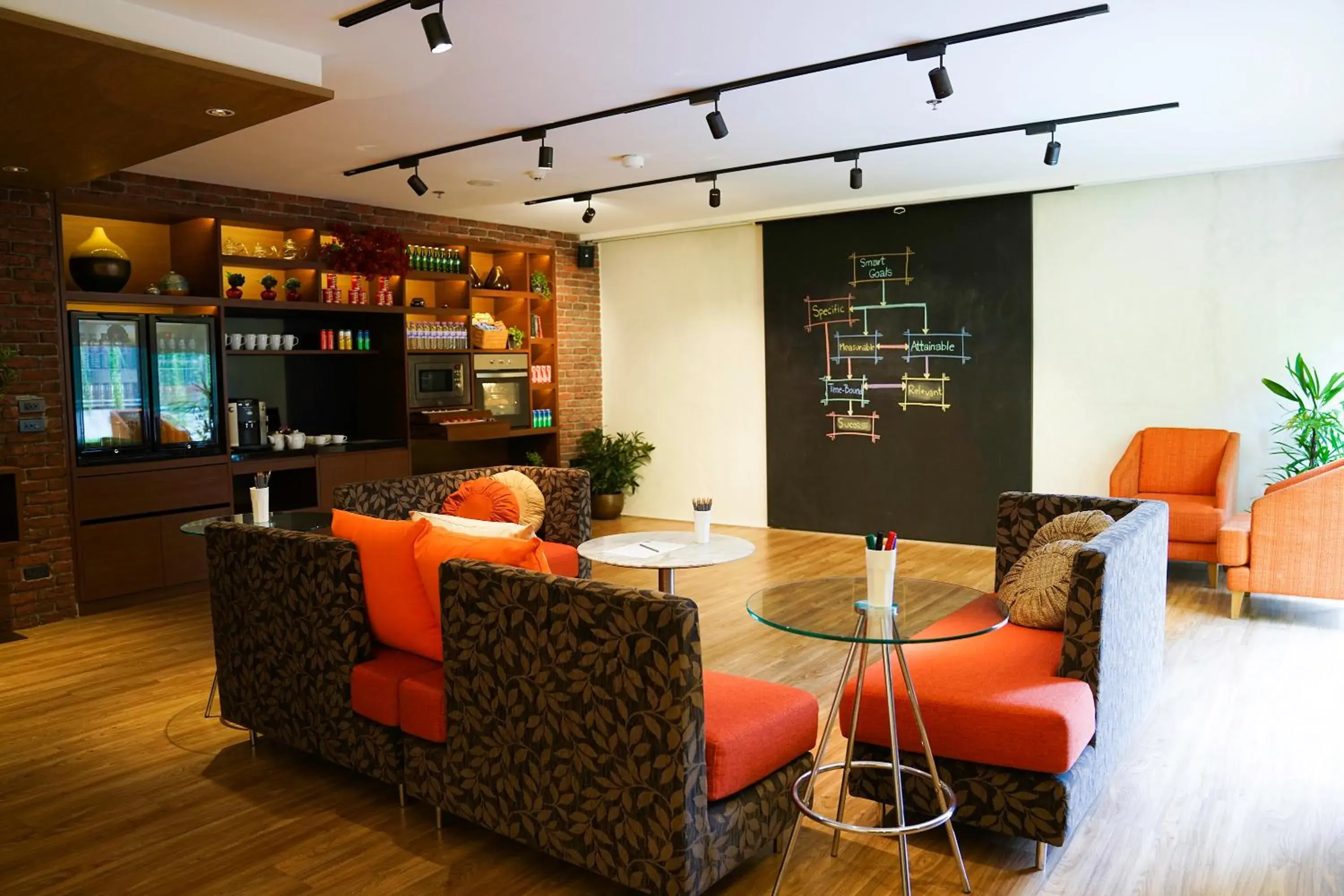 Business facilities, Lounge/Bar in LiT BANGKOK Residence - SHA Extra Plus