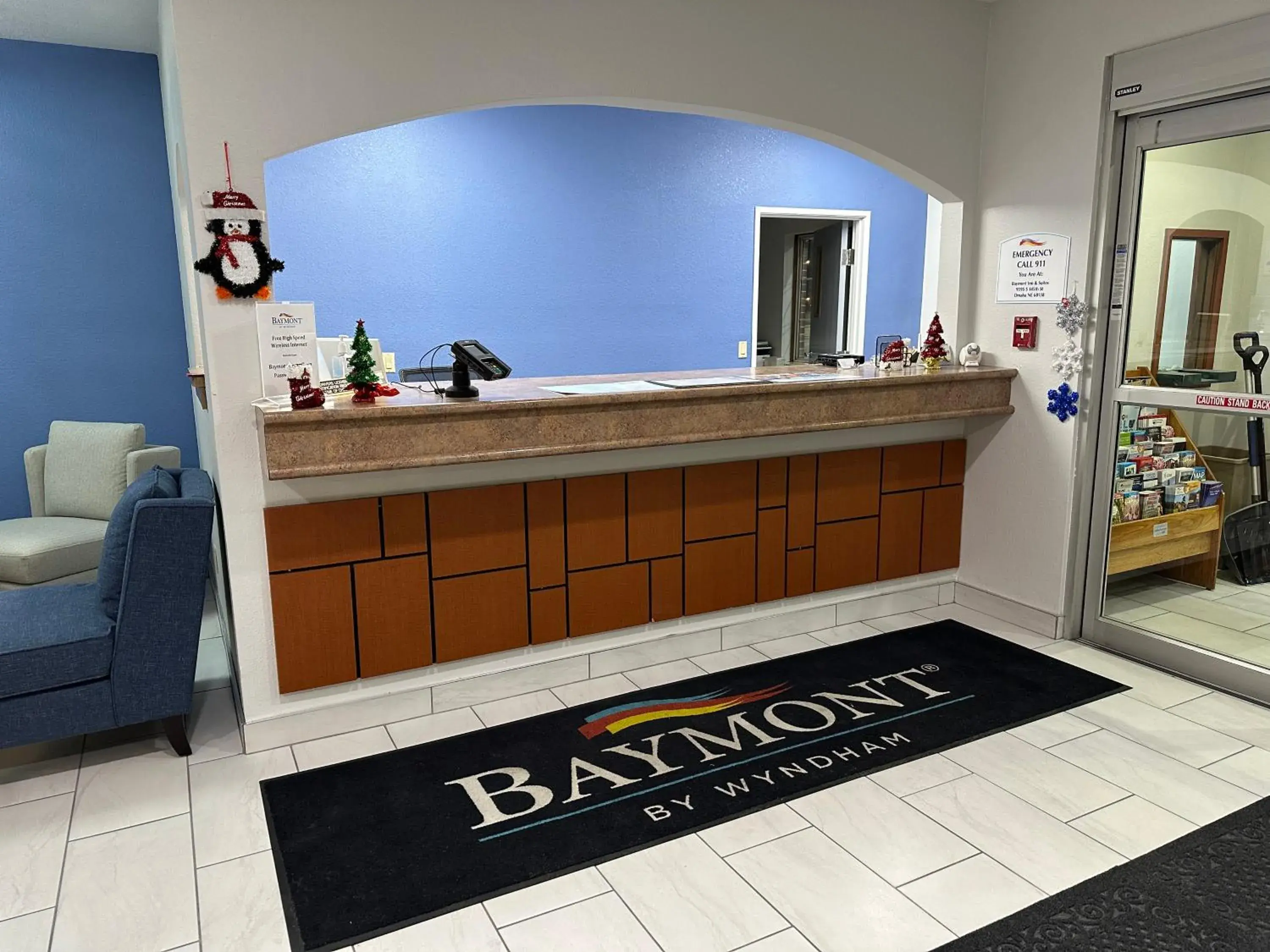 Lobby or reception, Lobby/Reception in Baymont by Wyndham Omaha SW Lobby or reception, Lobby/Reception in Baymont by Wyndham Omaha SW