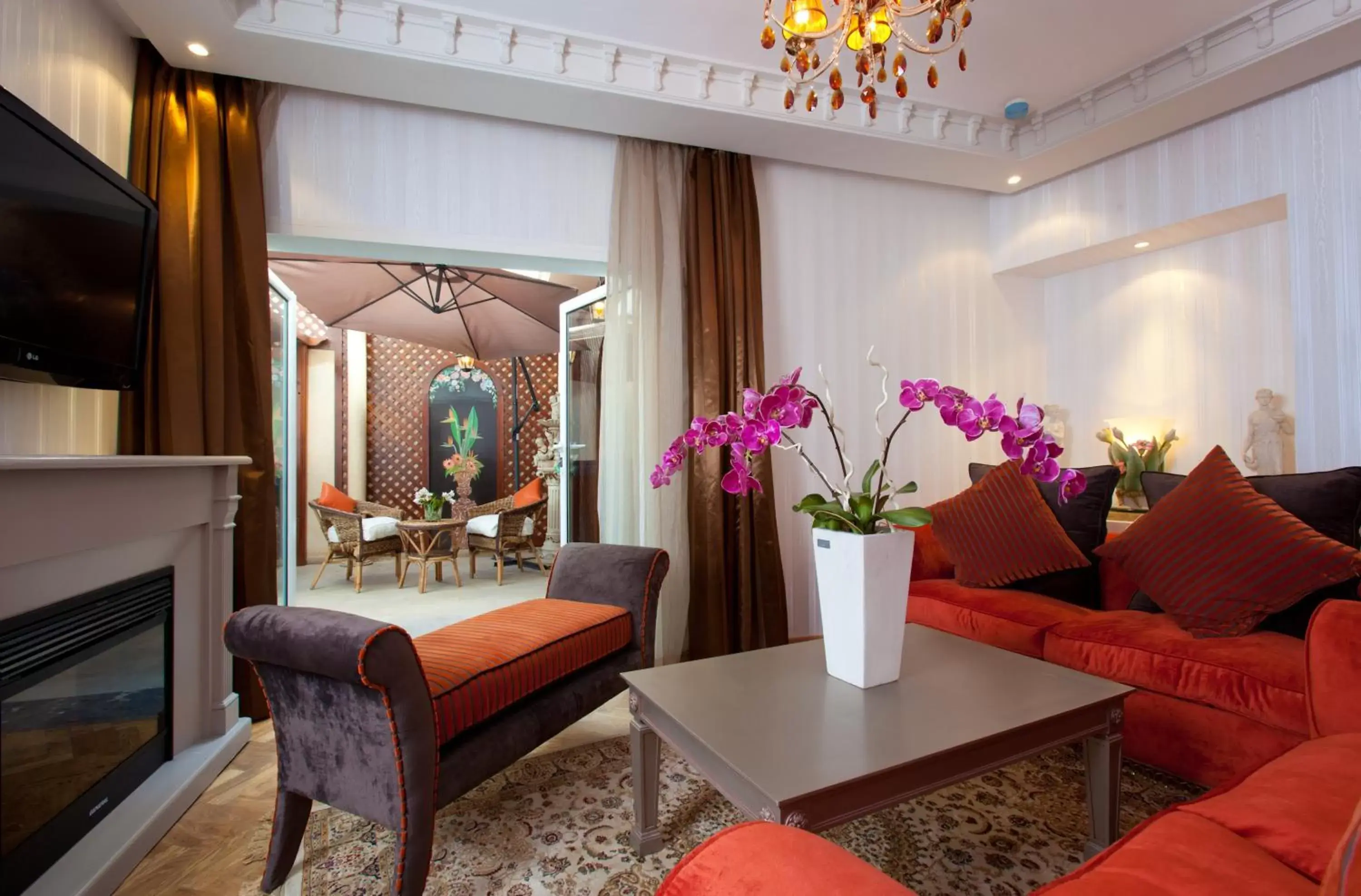 Living room in Art Palace Suites & Spa