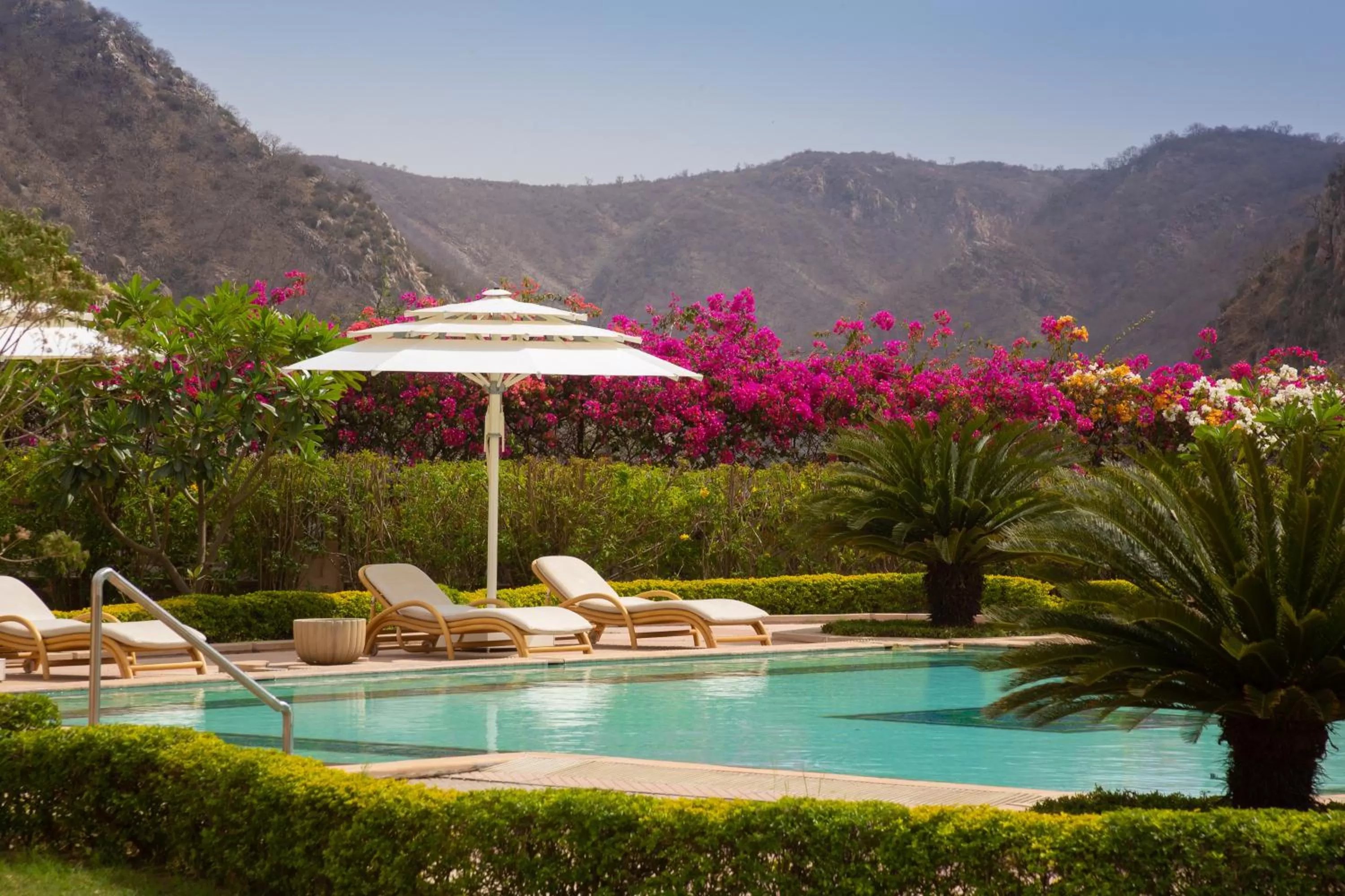 Swimming Pool in Ramgarh Lodge, Jaipur – IHCL SeleQtions