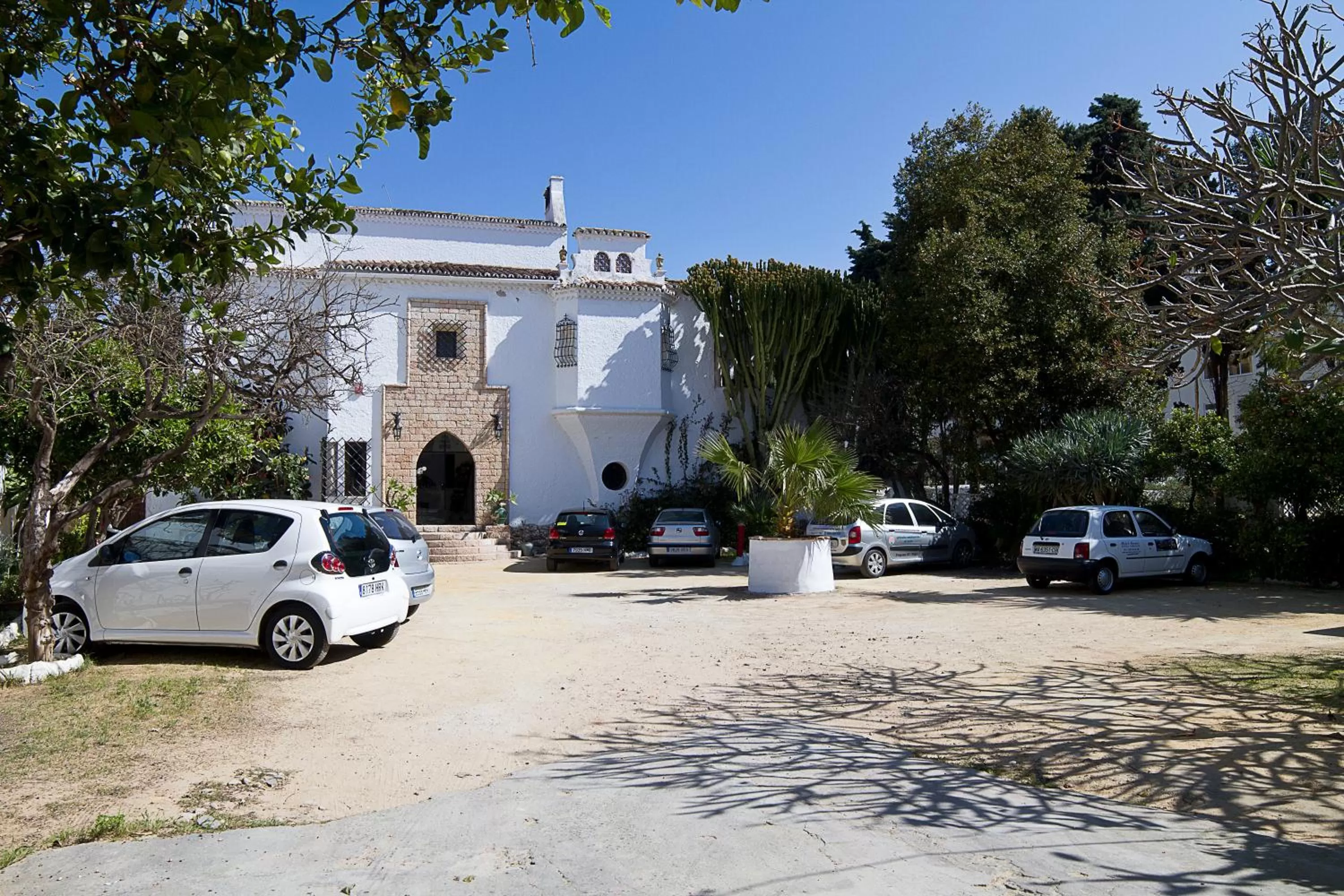 Facade/entrance in Hotel Residencia Miami