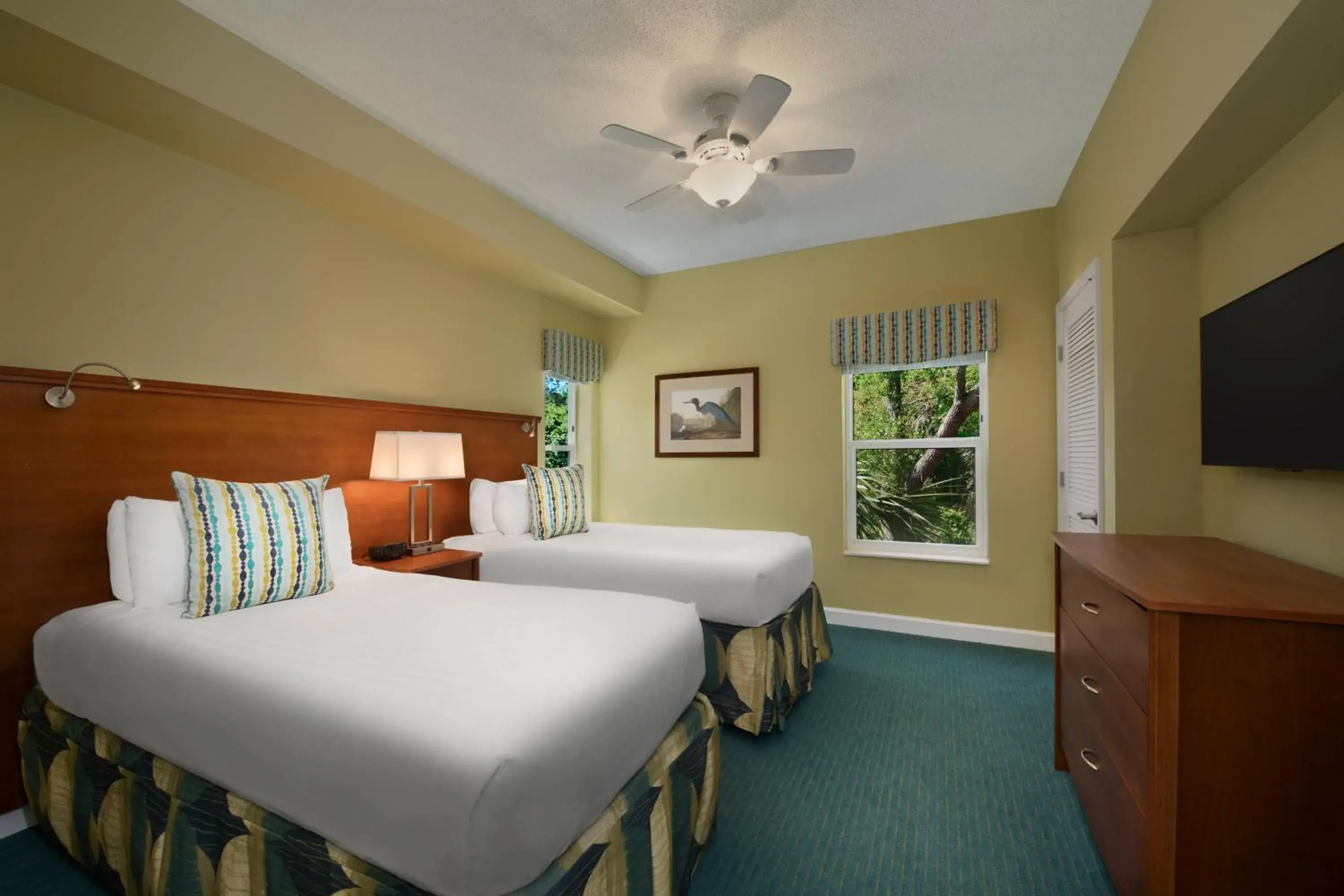 Bedroom, Bed in Marriott's Harbour Point And Sunset Pointe At Shelter Cove