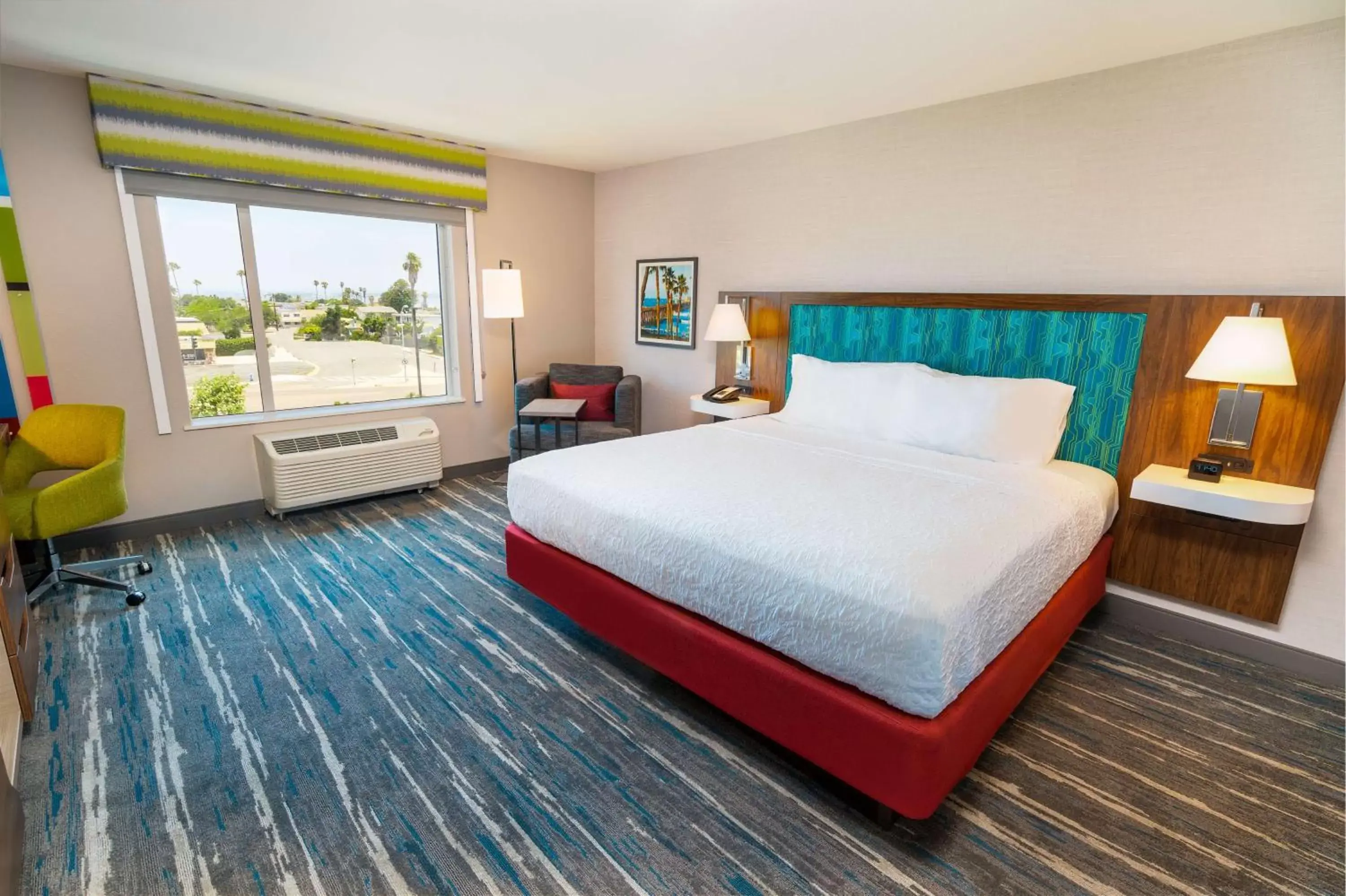 Bed in Hampton Inn & Suites Imperial Beach San Diego, Ca